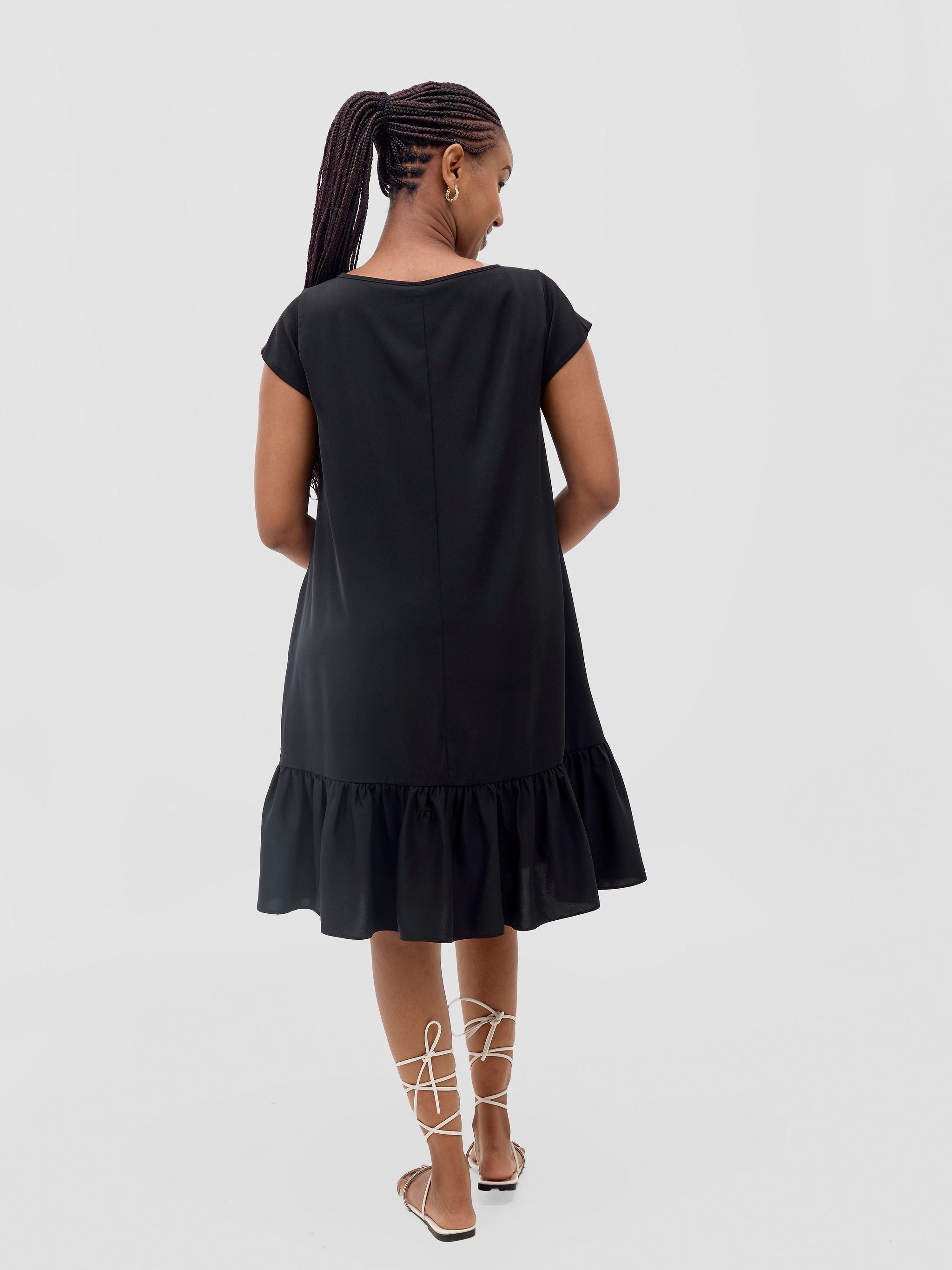 Vivo Dalia Cap Sleeve Gathered Tent Dress - Black