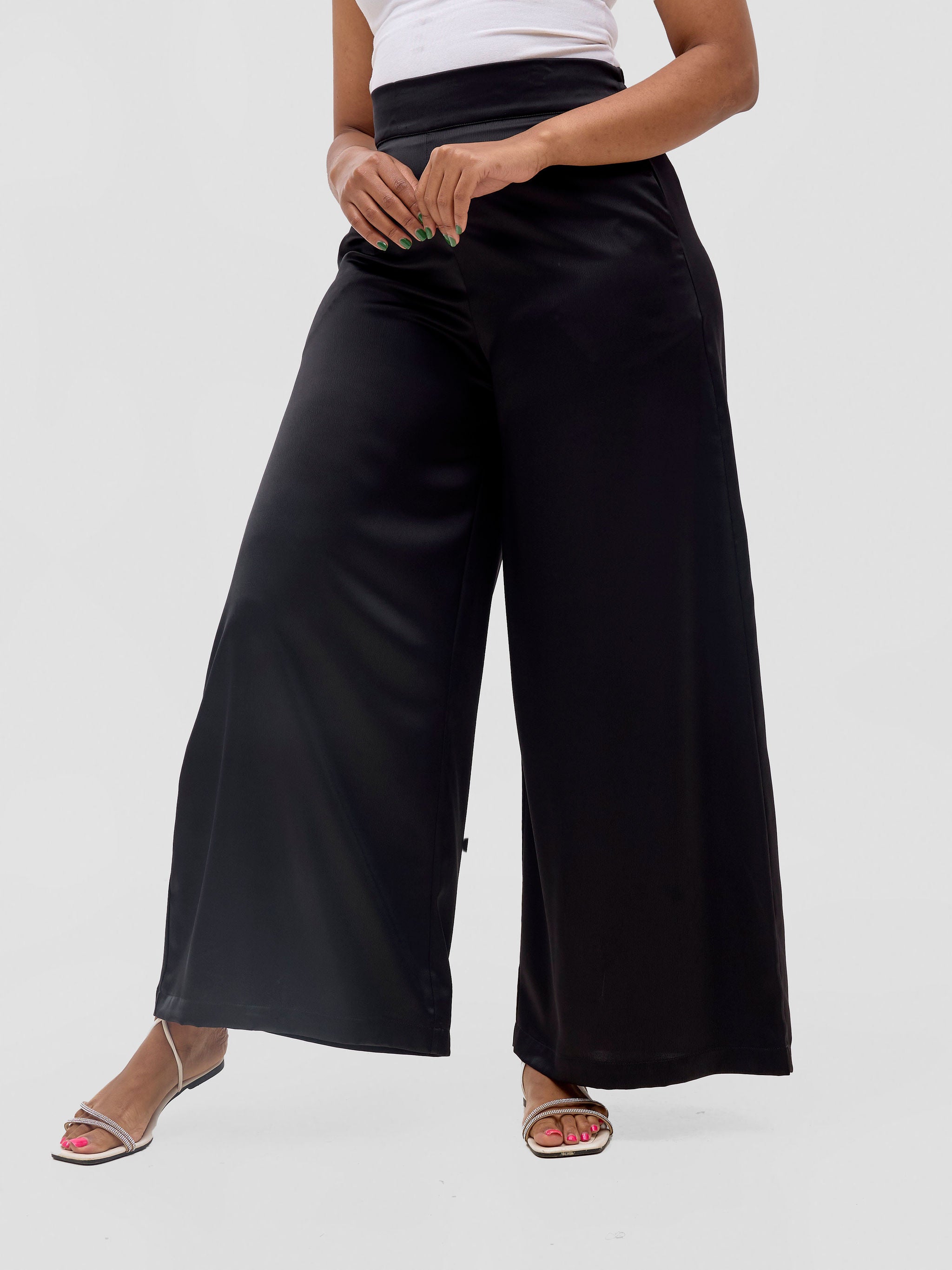 Vivo Meli Satin Pants - Black