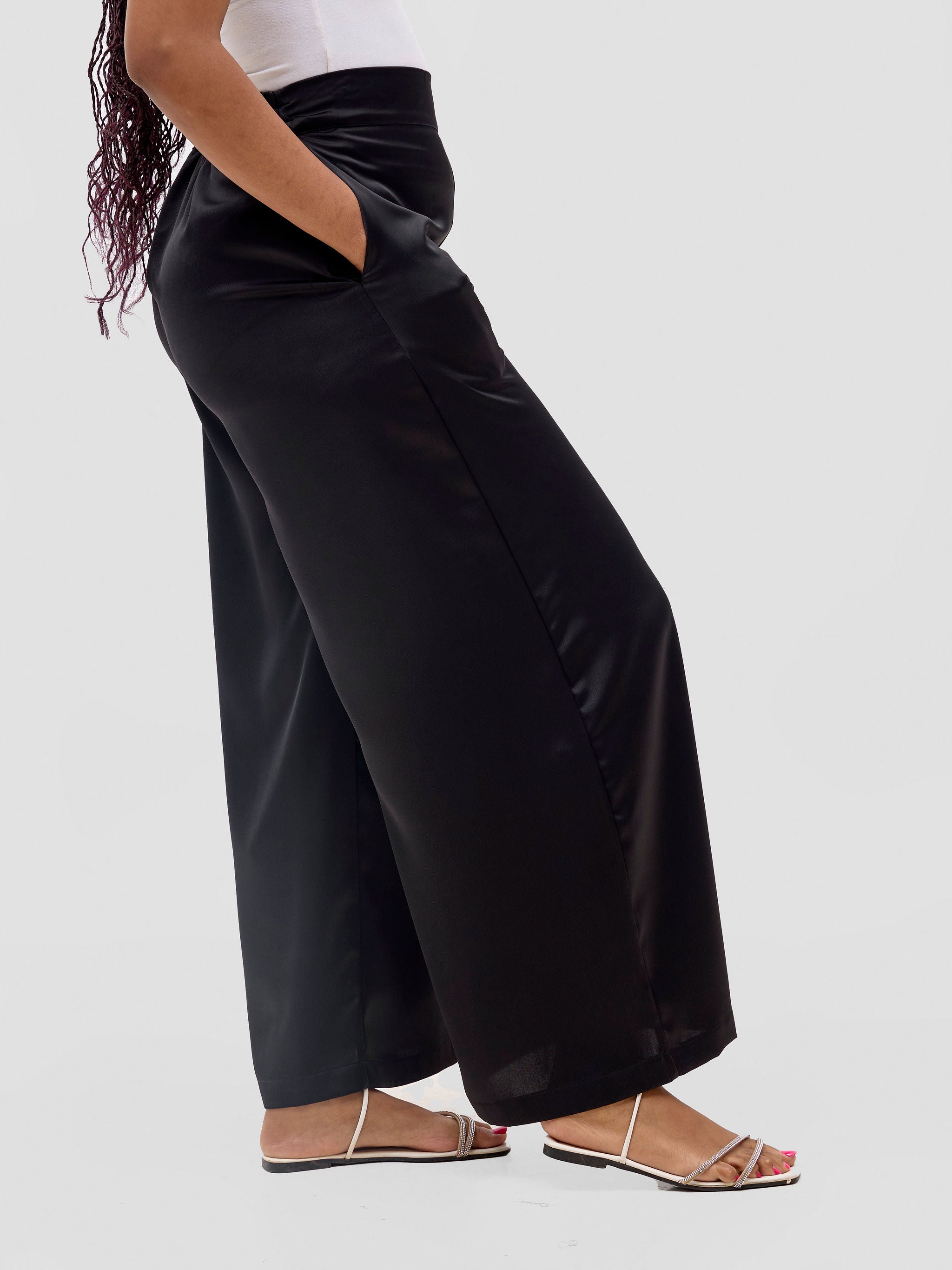 Vivo Meli Satin Pants - Black