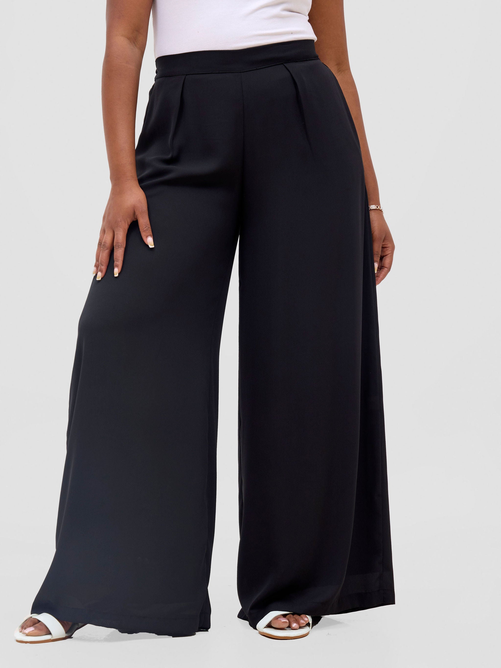 Vivo Meli Chiffon Pants - Black