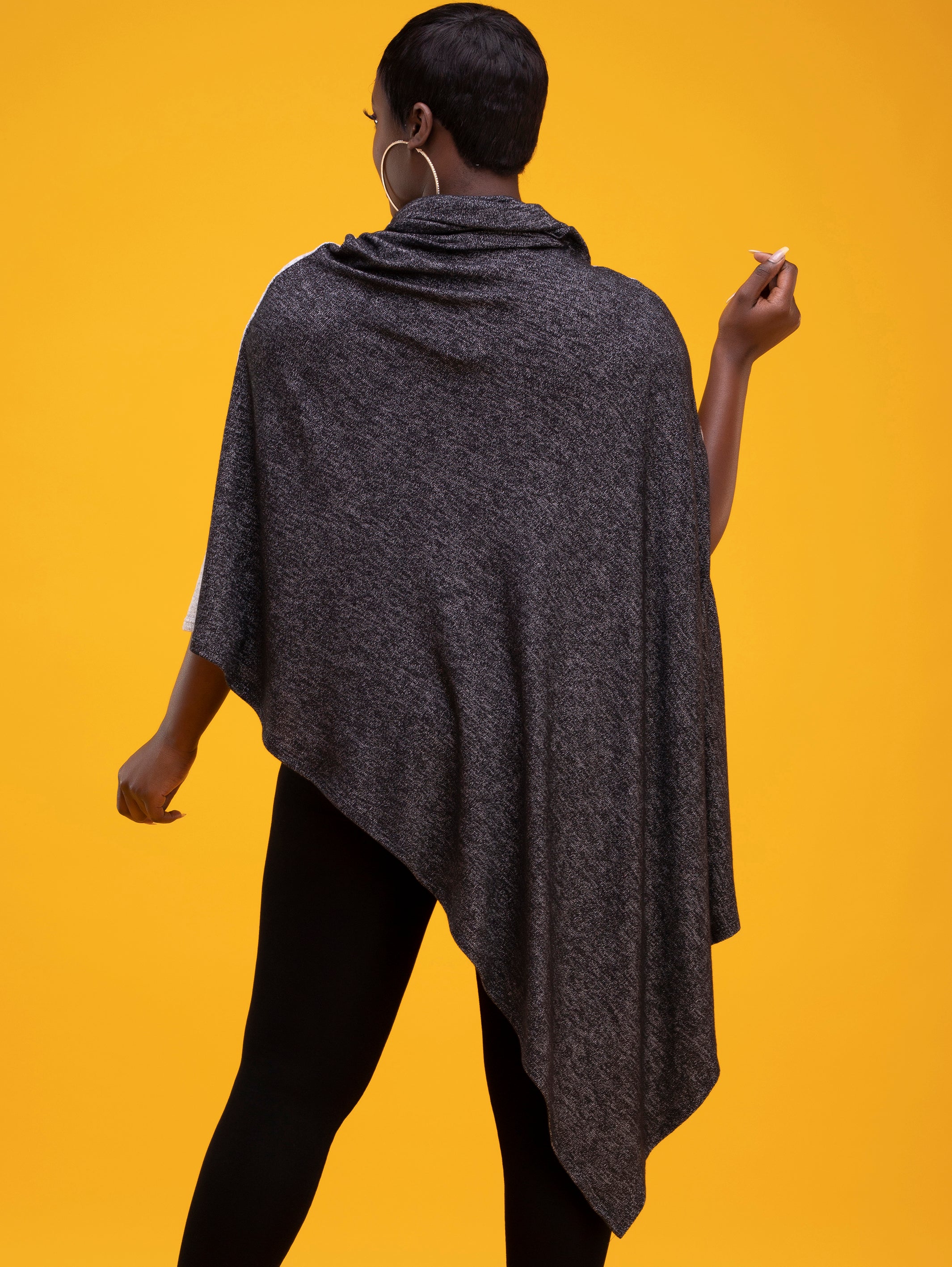 Vivo Zuri Asymmetric Poncho - Black / Grey