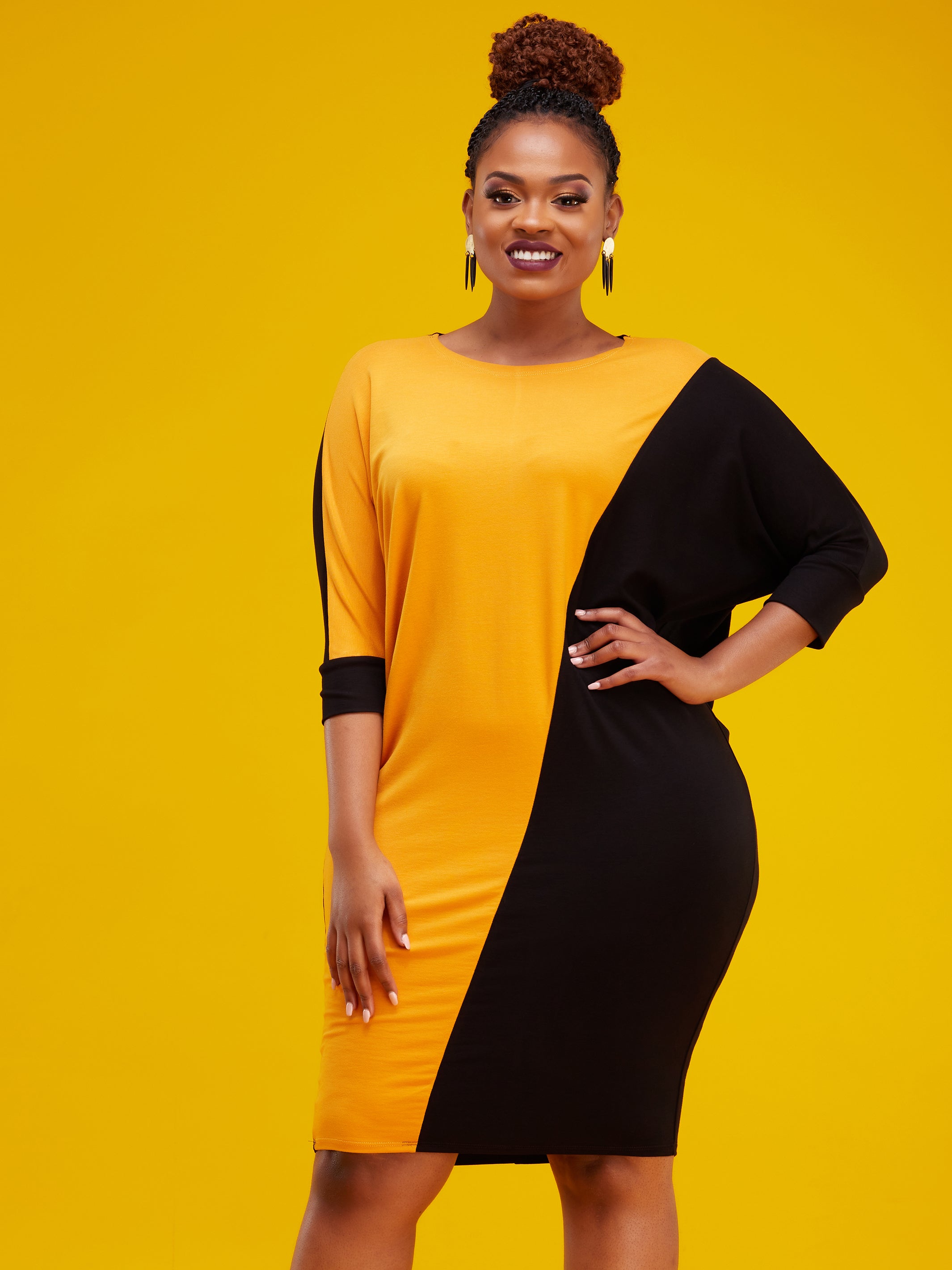 Vivo Zuri Dolman Dress - Black / Mustard