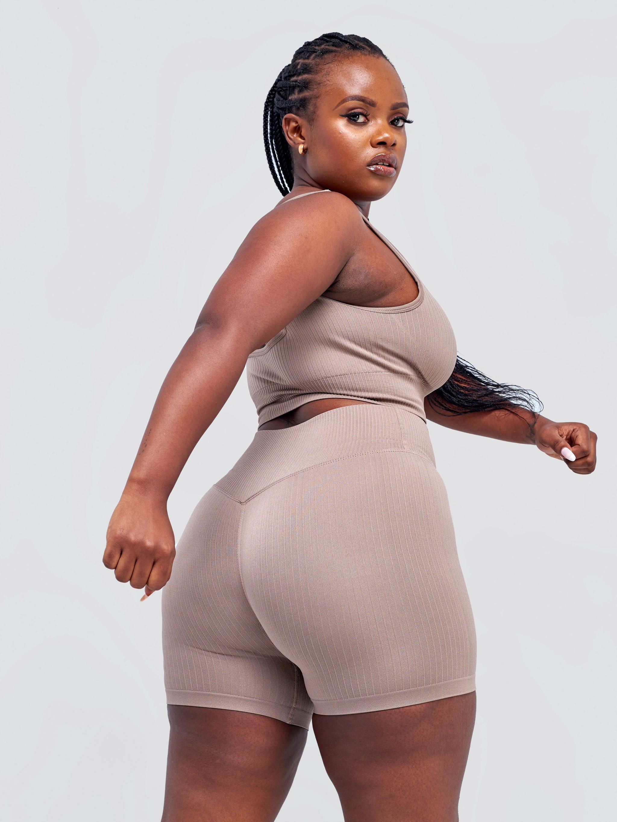 Ava Fitness Elevate 4 Piece Set - Dark Brown