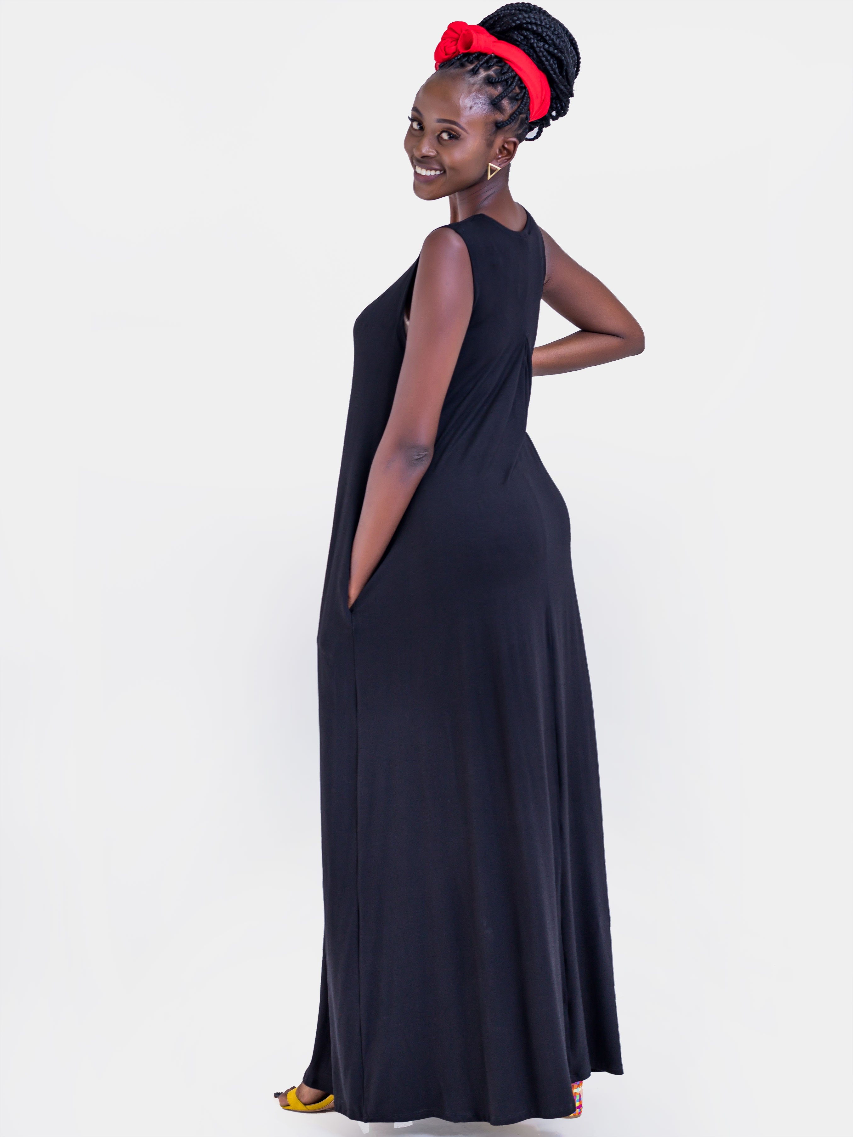 Vivo Basic Julia Back Pleat Maxi Dress - Black