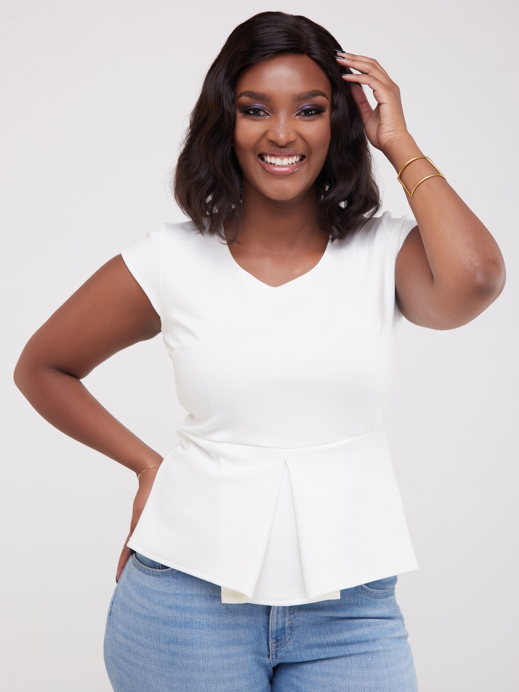 Vivo Cap Sleeve Amber Front Pleat Top - White