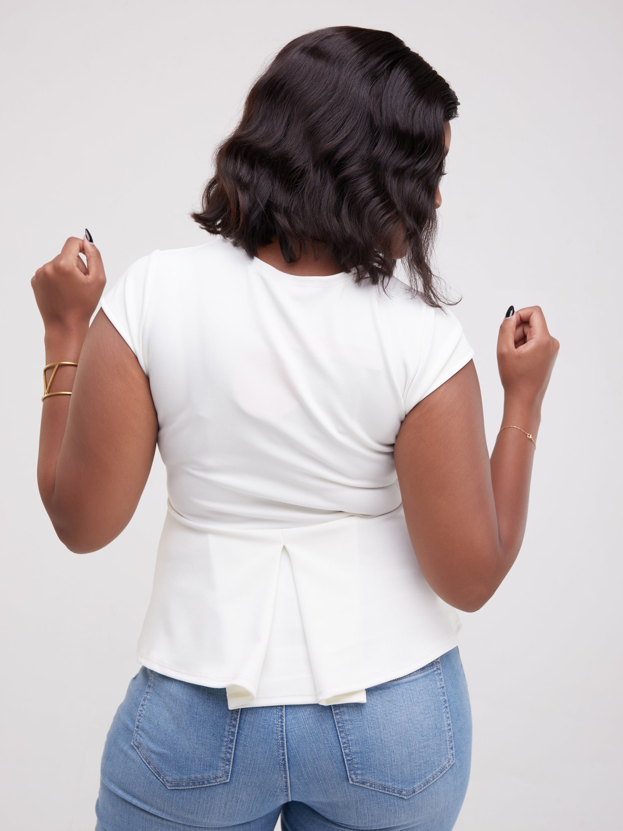 Vivo Cap Sleeve Amber Front Pleat Top - White