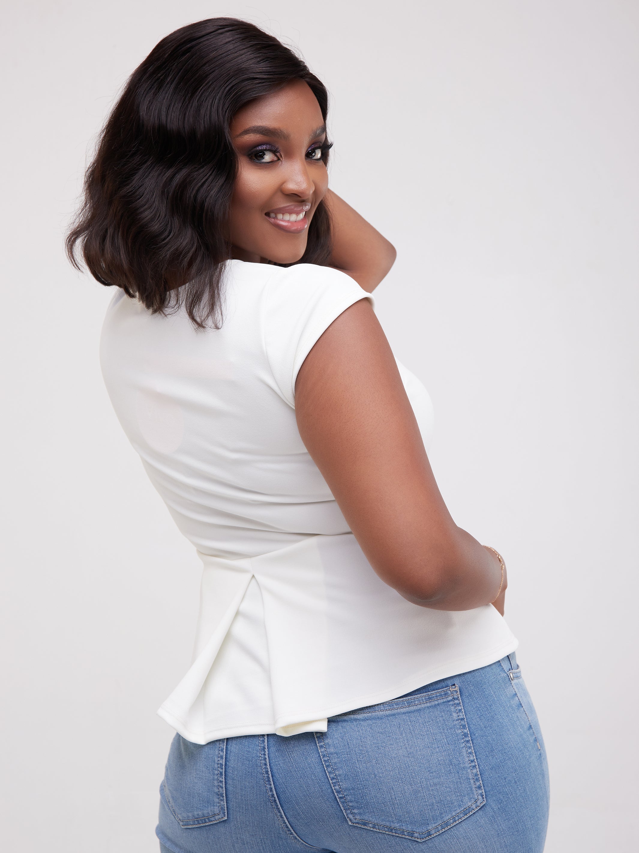 Vivo Cap Sleeve Amber Front Pleat Top - White