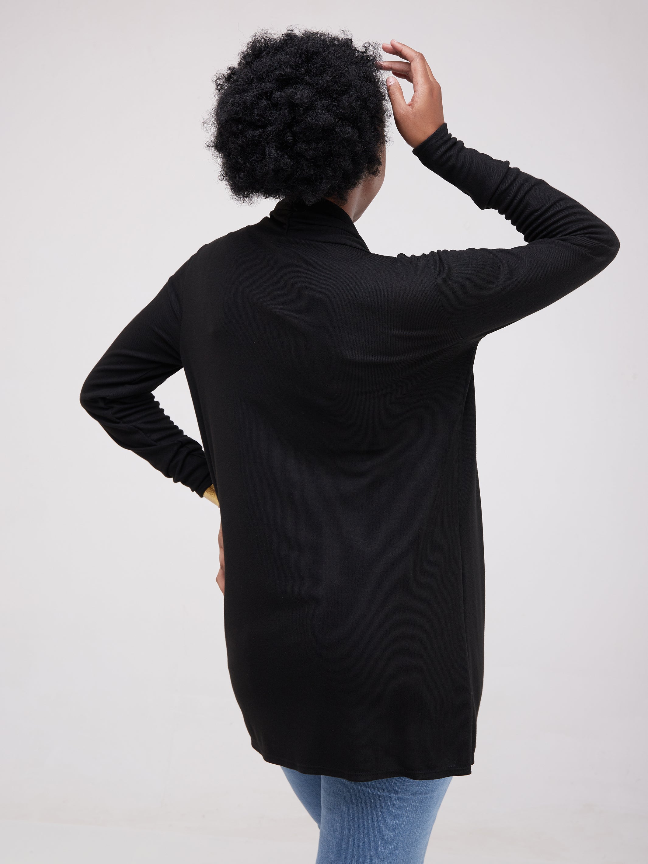 Vivo Basic Short Lily Sweater - Black