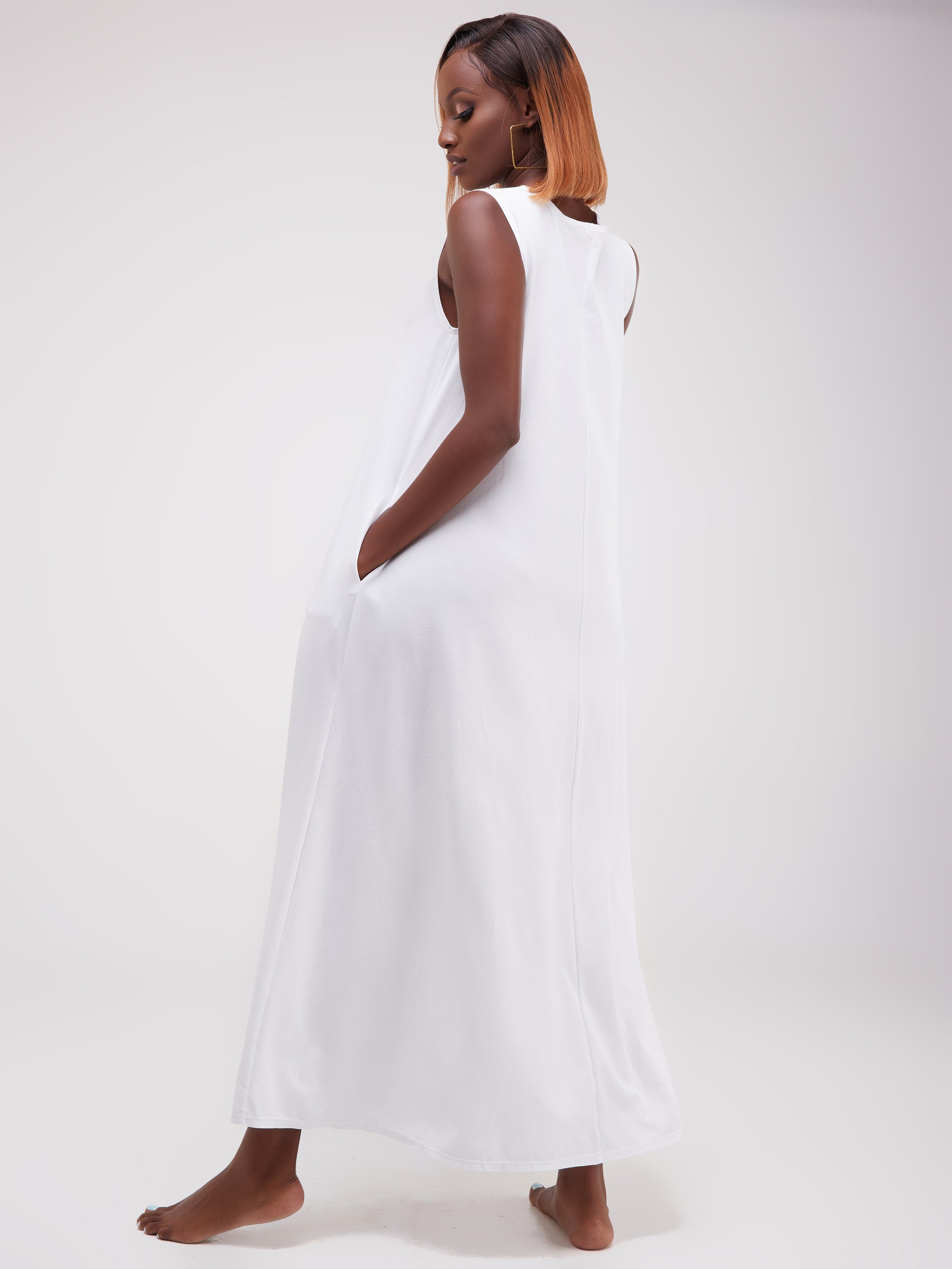 Vivo Basic Sleeveless Kena Tent Maxi Dress - White