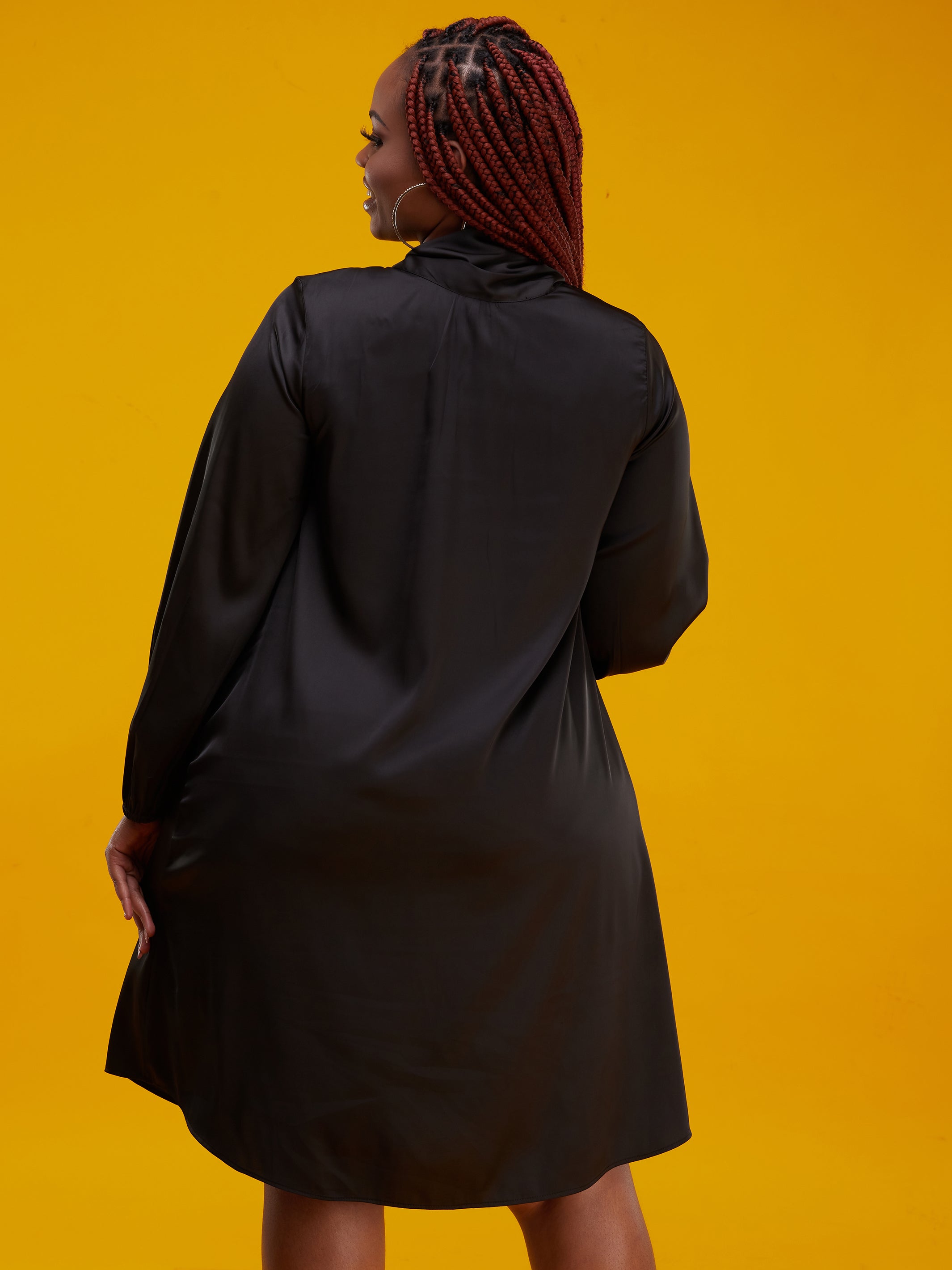 Vivo Bissa Bishop Sleeve Knee Length Dress - Black