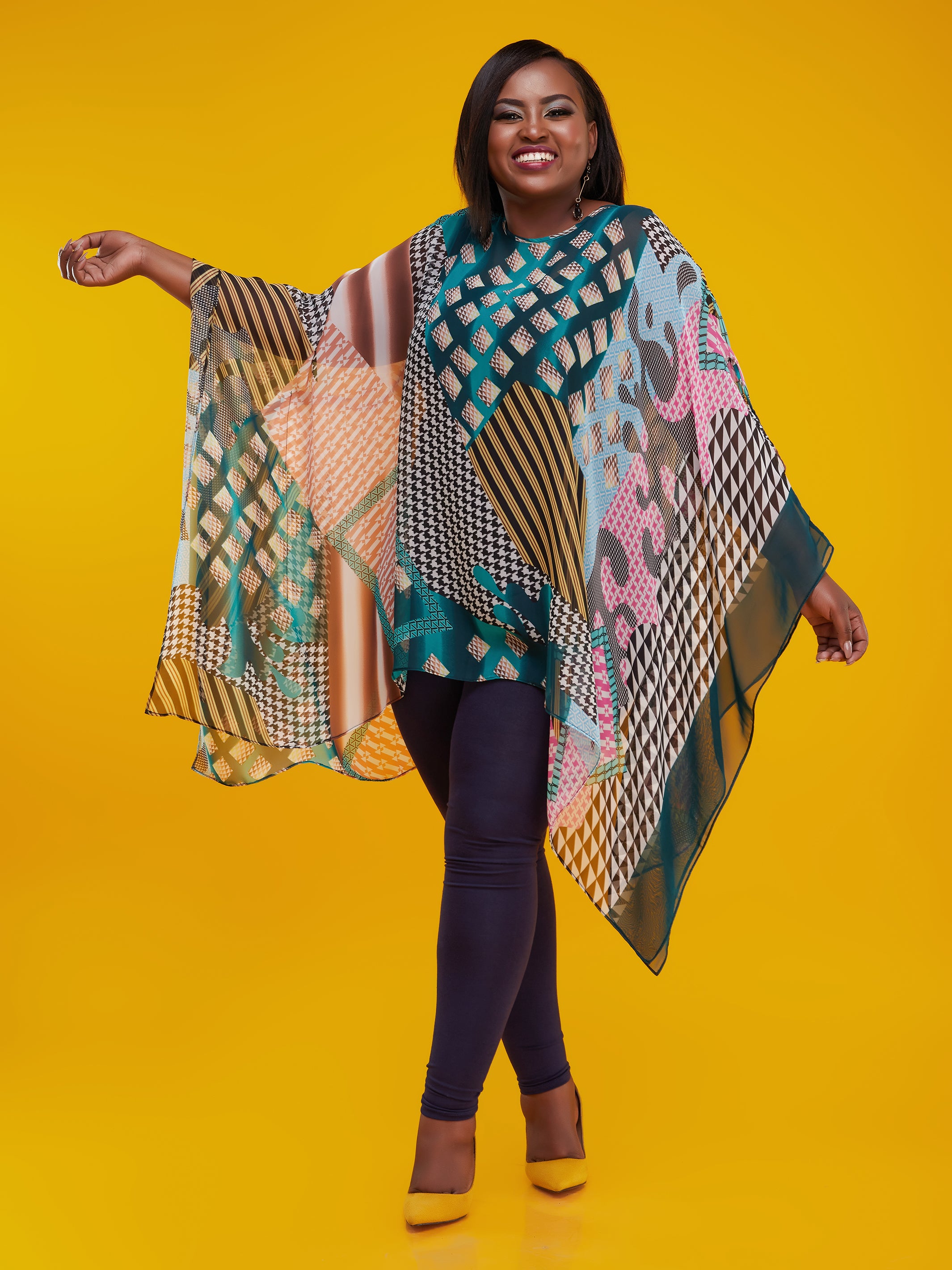 Vivo Basic Wide Loose Top - Dark Green Geometric Print