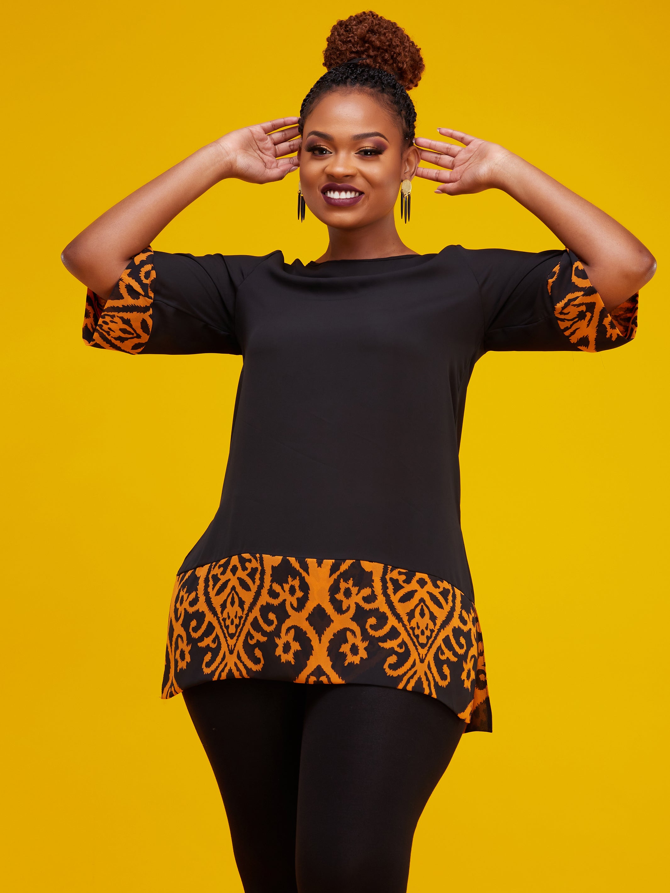 Vivo Zuri 3/4 Sleeve Tent Tunic Top -  Black / Mustard Print