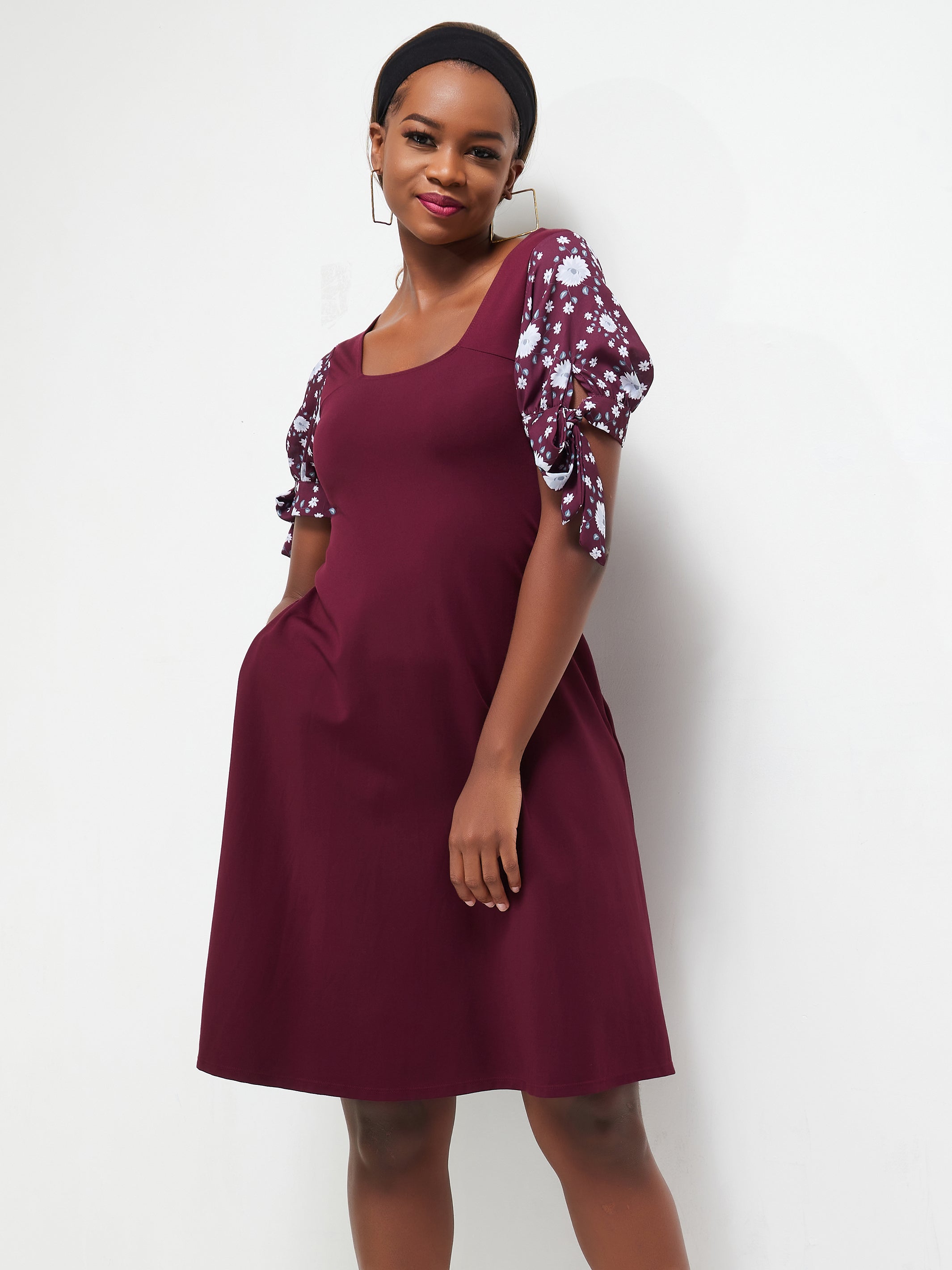 Vivo Ada Tent Knee Length Dress - Burgundy