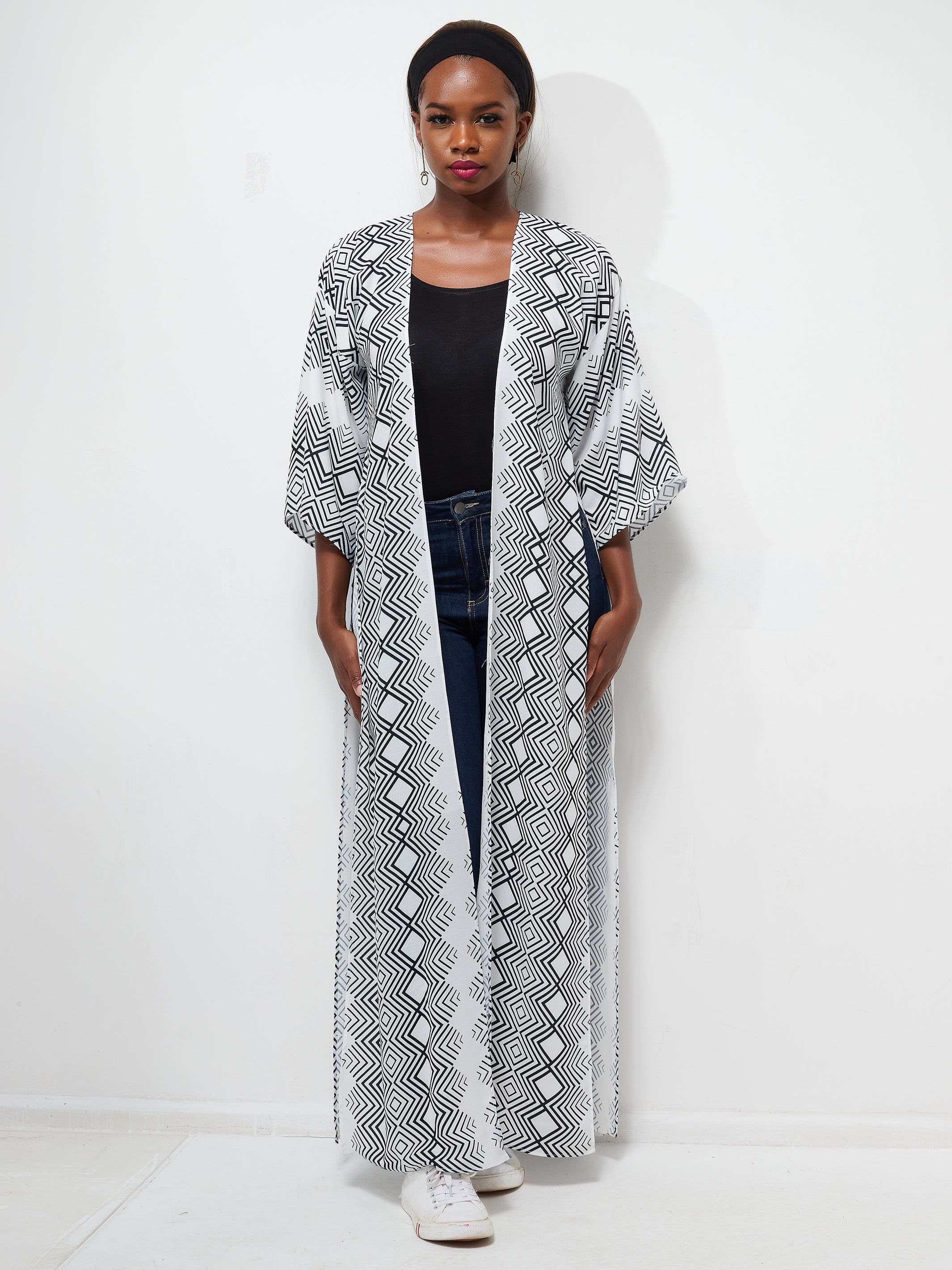 Vivo Basic Nandi High Slit Kimono - Black / White V Print