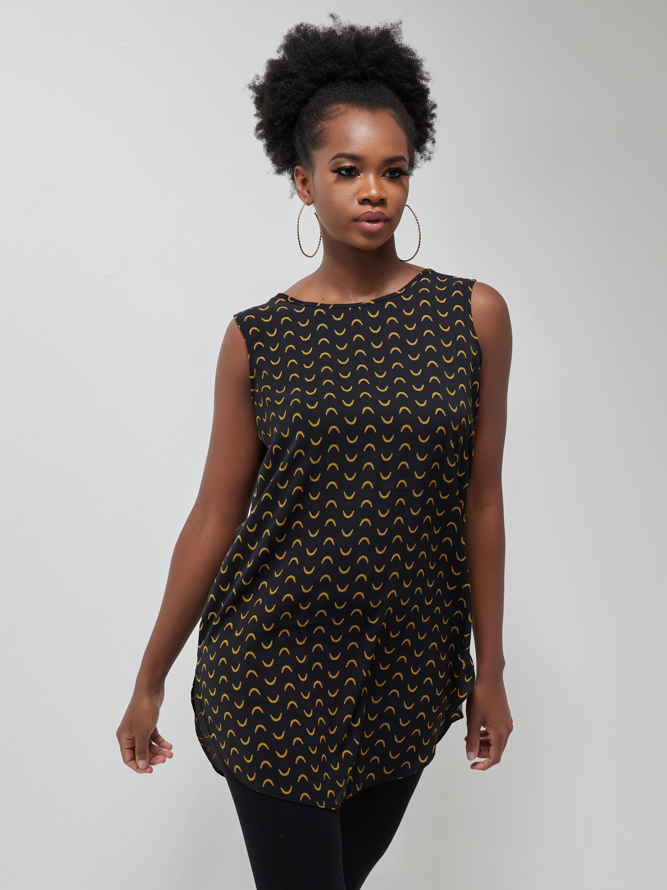 Vivo Tsavo Sleeveless Scalloped Hem Dress Top - Black / Yellow Print