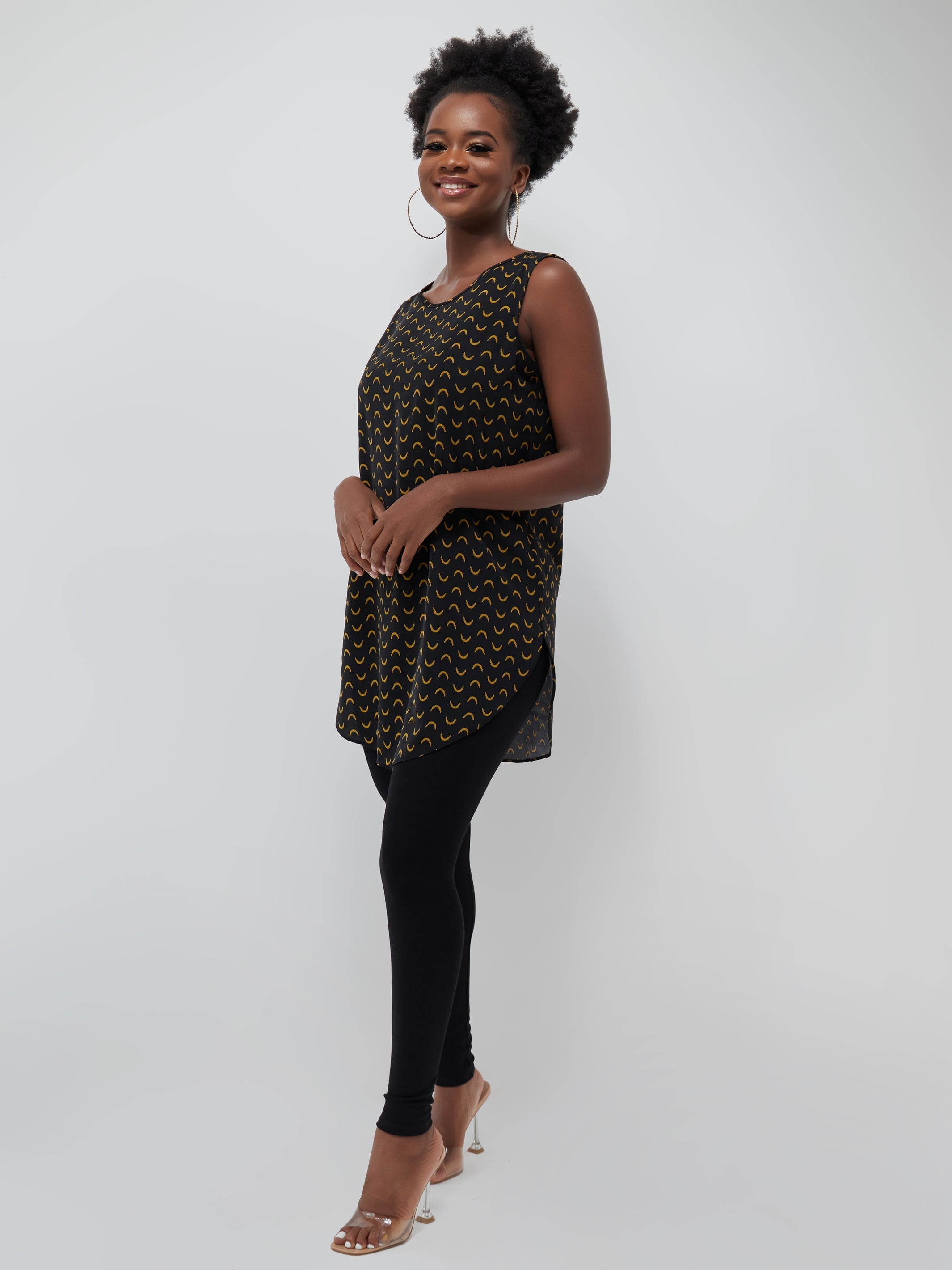 Vivo Tsavo Sleeveless Scalloped Hem Dress Top - Black / Yellow Print