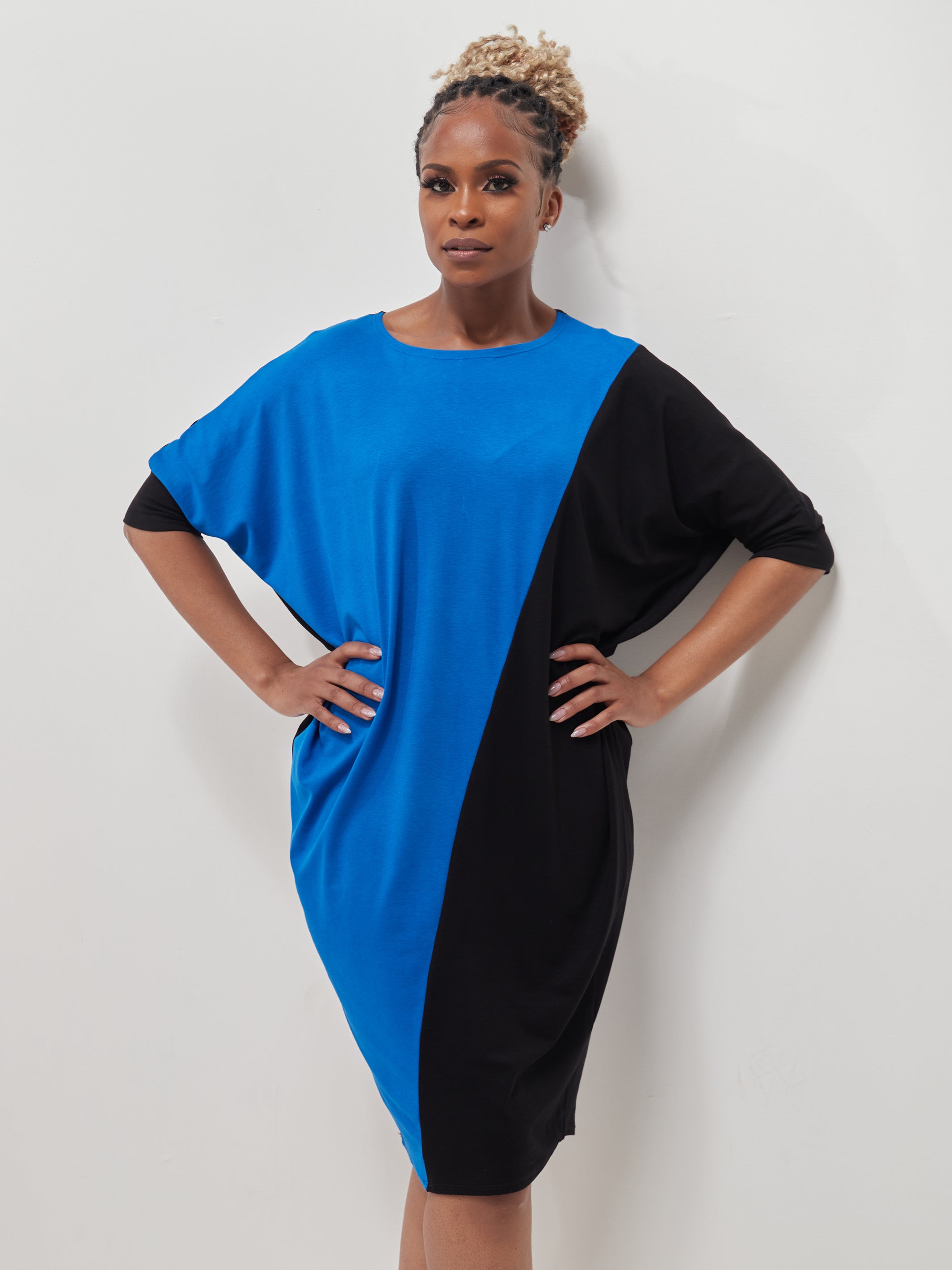 Vivo Zuri Dolman Dress - Black / Blue