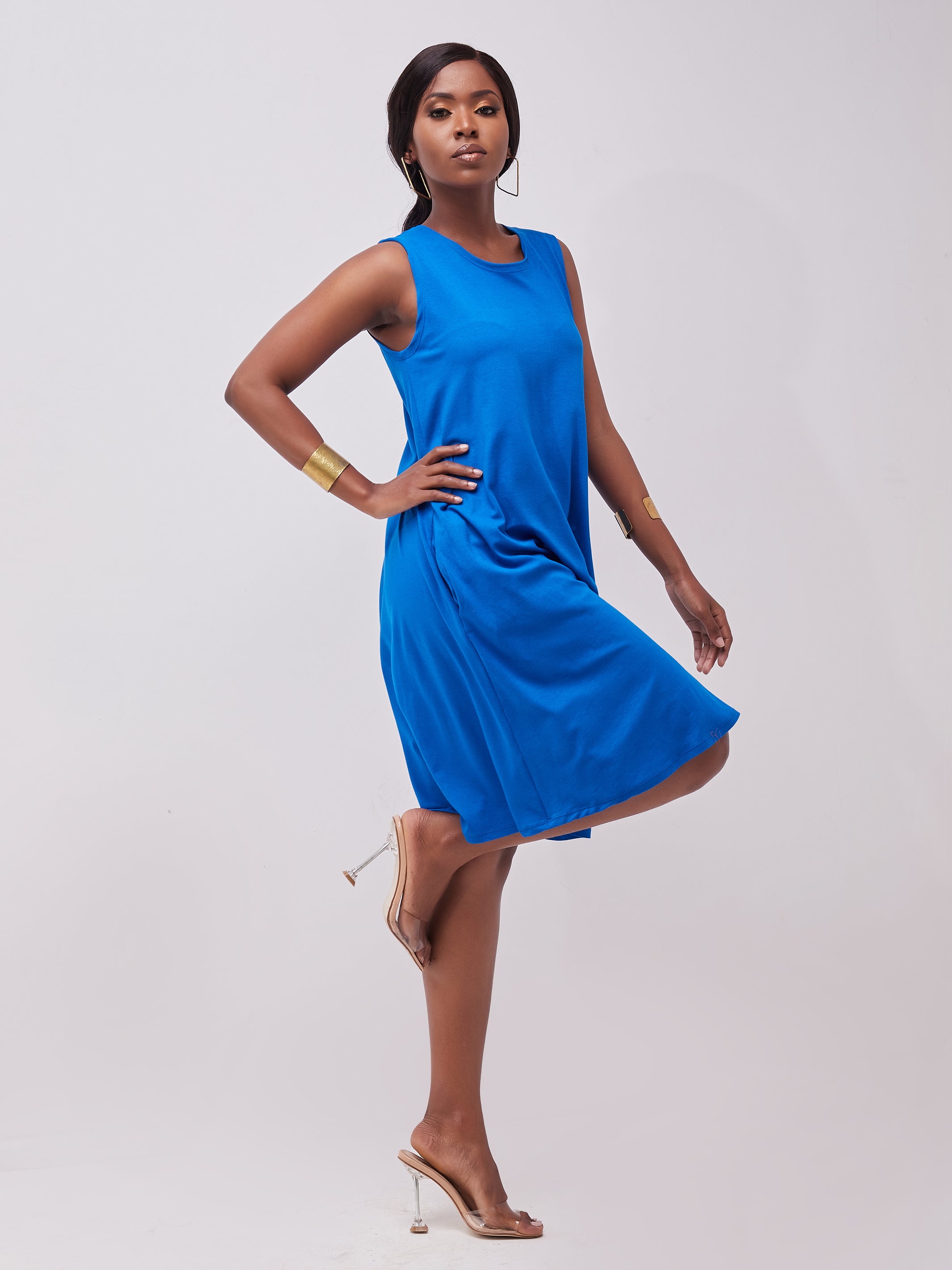 Vivo Basic Julia Back Pleat Knee Length Dress - Blue