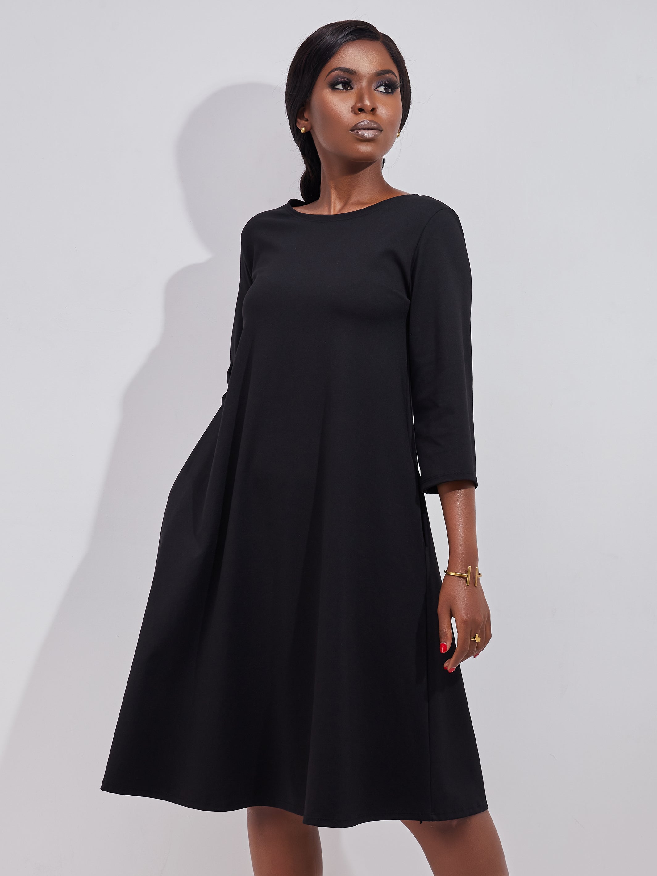 Vivo Basic 3/4 Sleeve Kena Tent Knee Length Dress - Black
