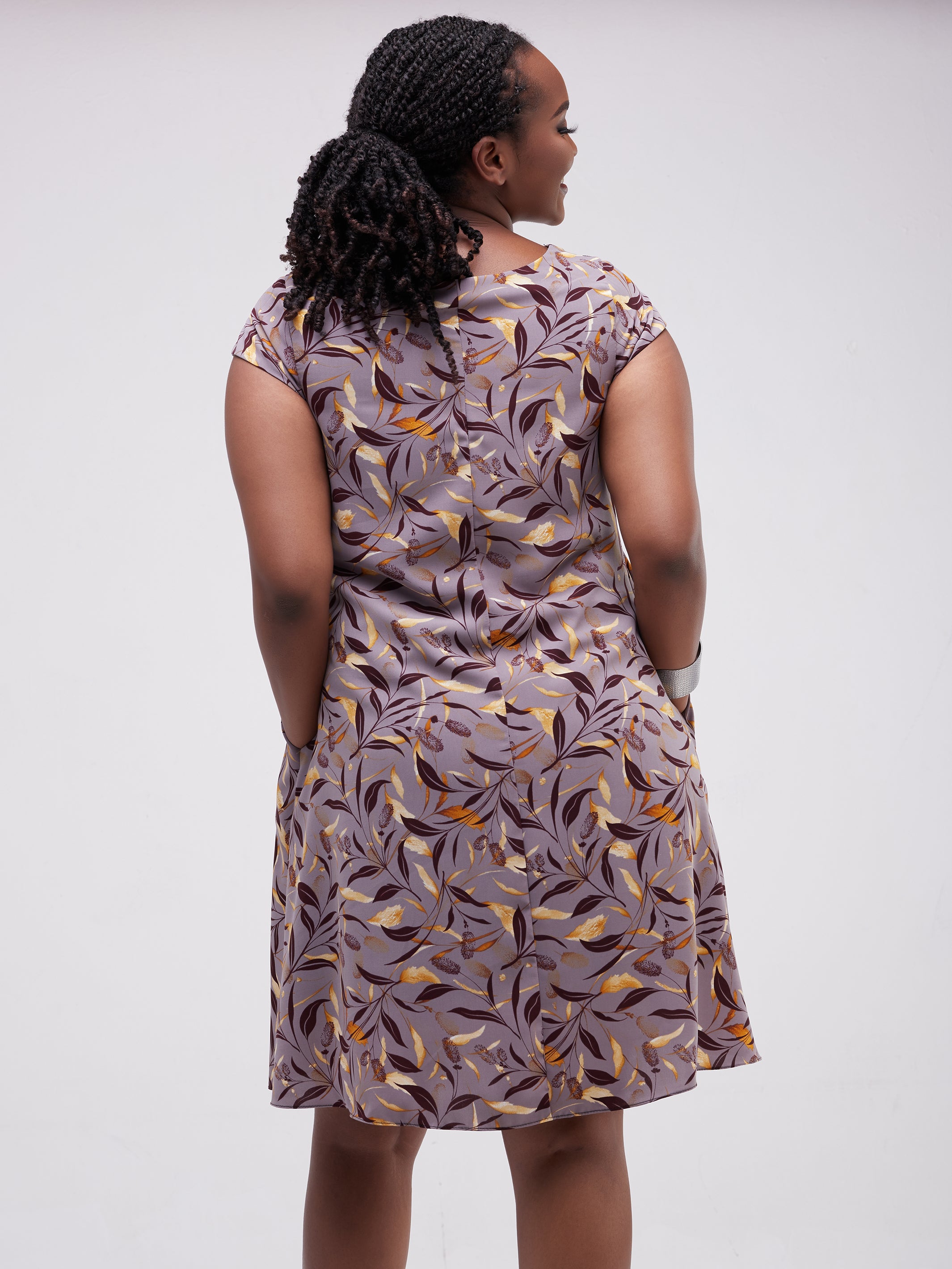 Vivo Basic Cap Sleeve Knee Length Tent Dress - Purple / Brown Print