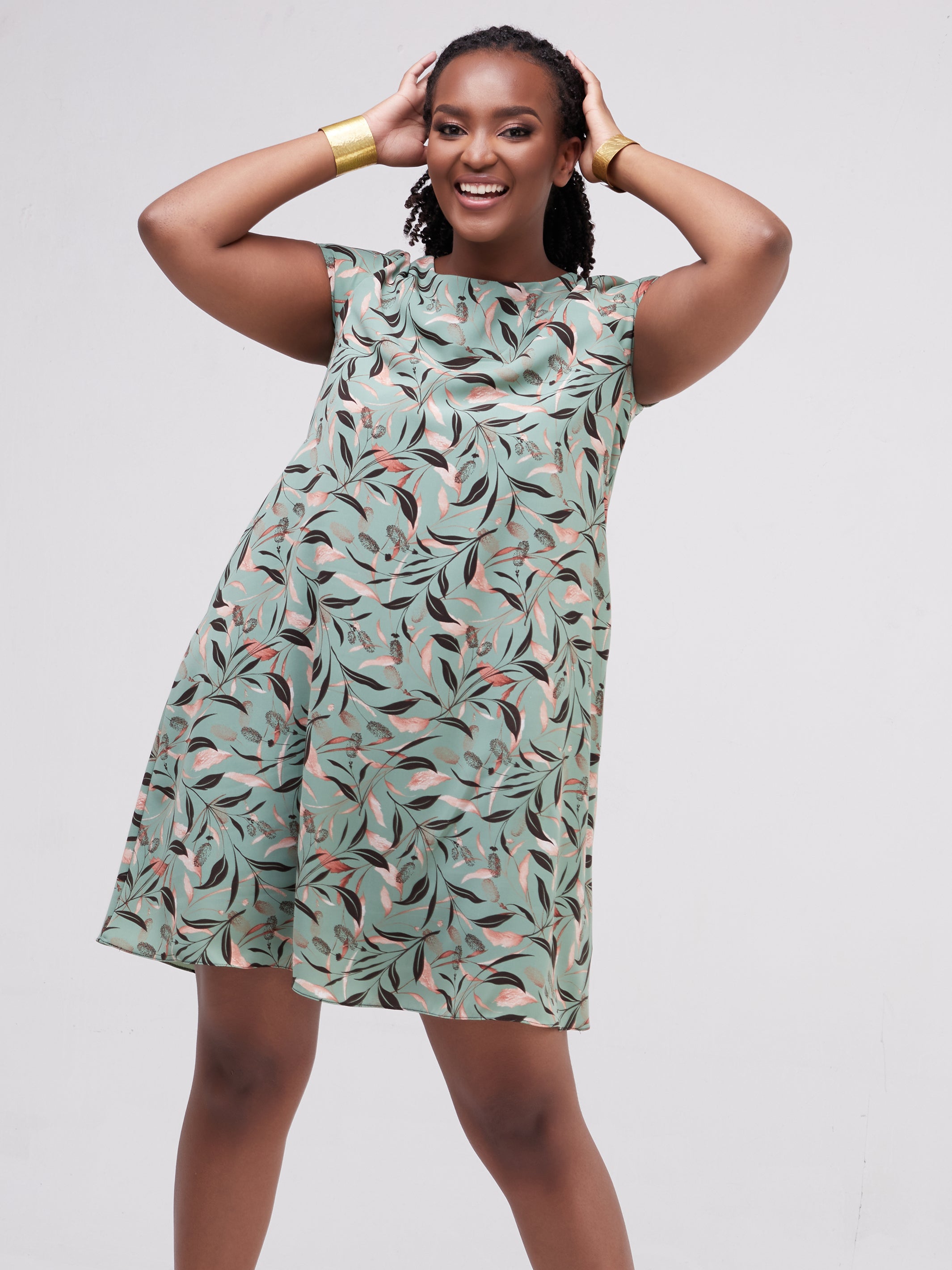 Vivo Basic Cap Sleeve Knee Length Tent Dress - Green / Brown Print