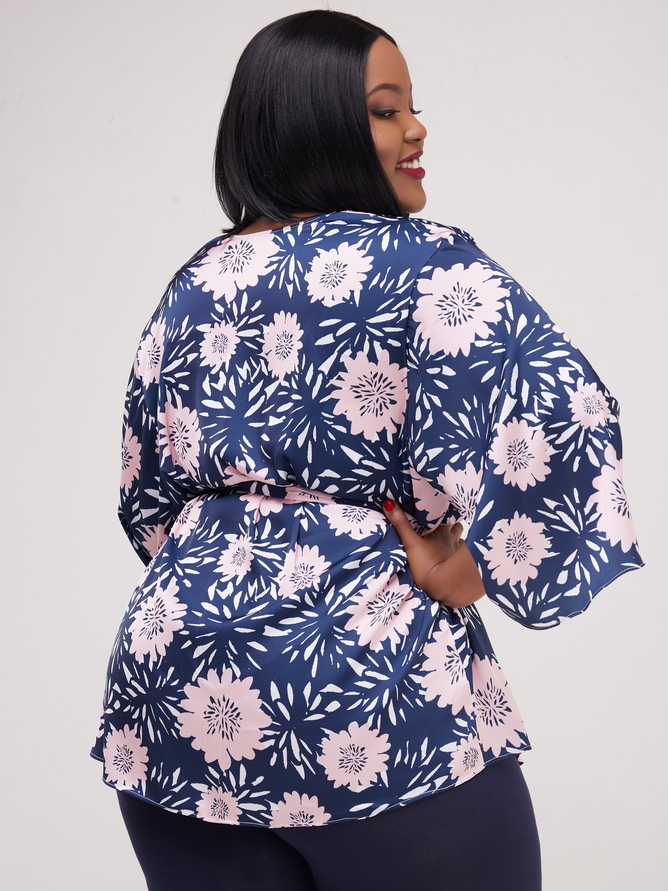 Zoya Essentials Short Satin Kimono - Pink Daffodils