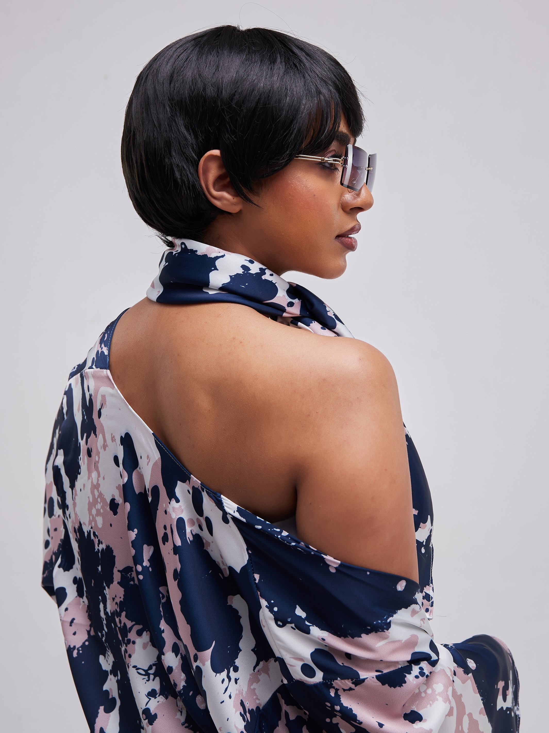 Zoya Essentials Short Satin Kimono - Pink Camo