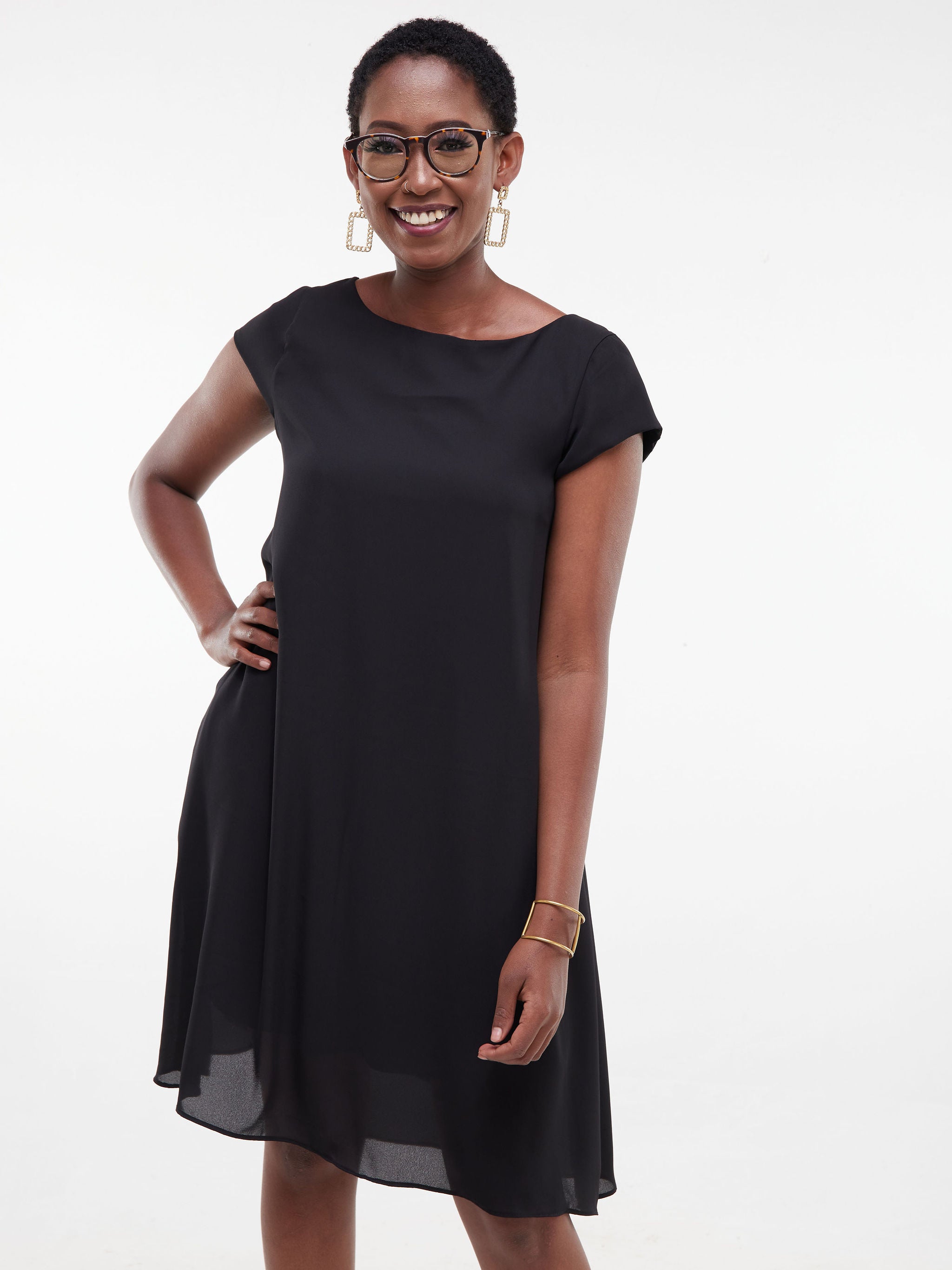 Vivo Basic Cap Sleeve Knee Length Tent Dress - Black