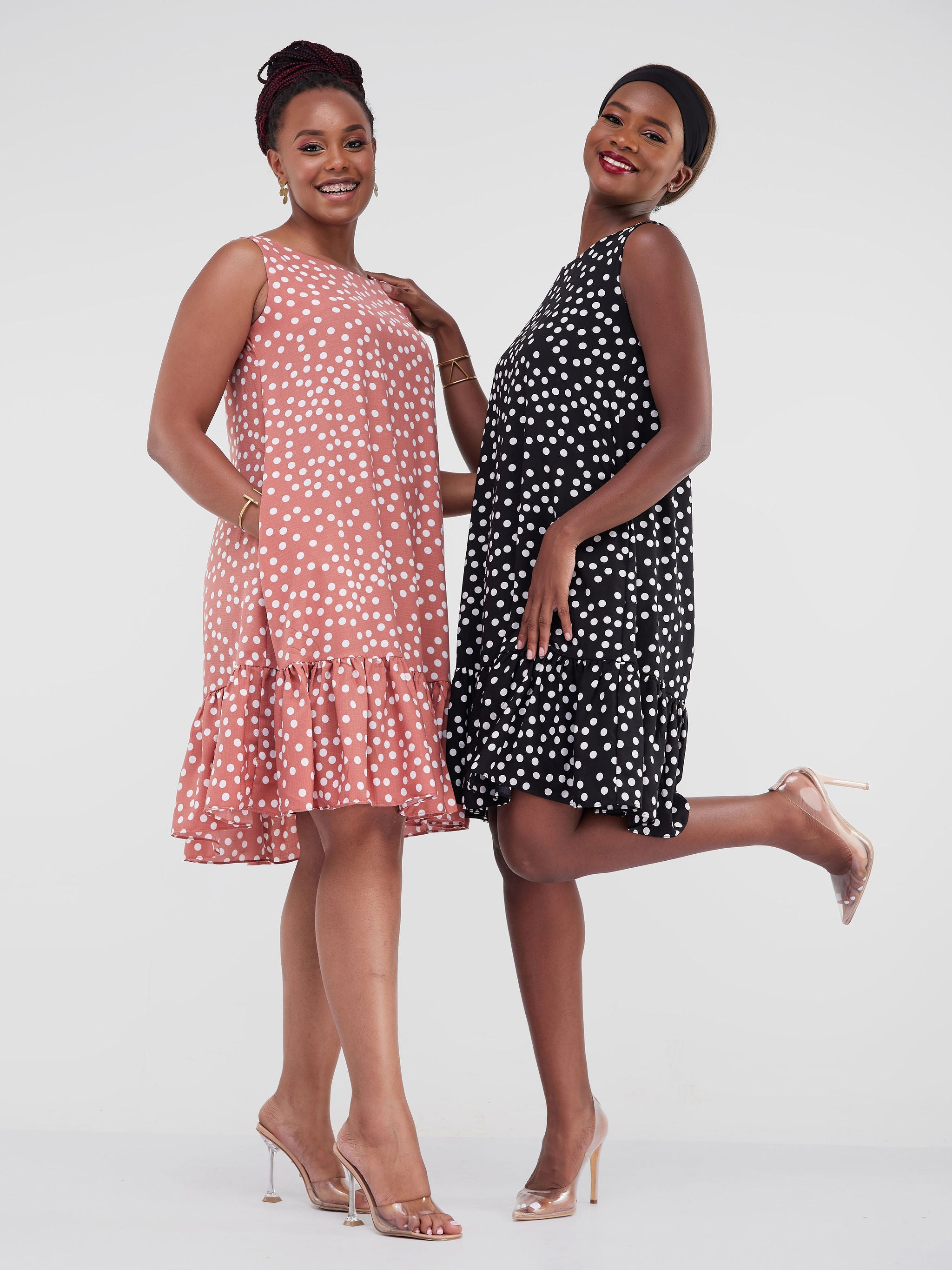 Vivo Dalia Sleeveless Gathered Tent Dress - Coral Polka Dot Print