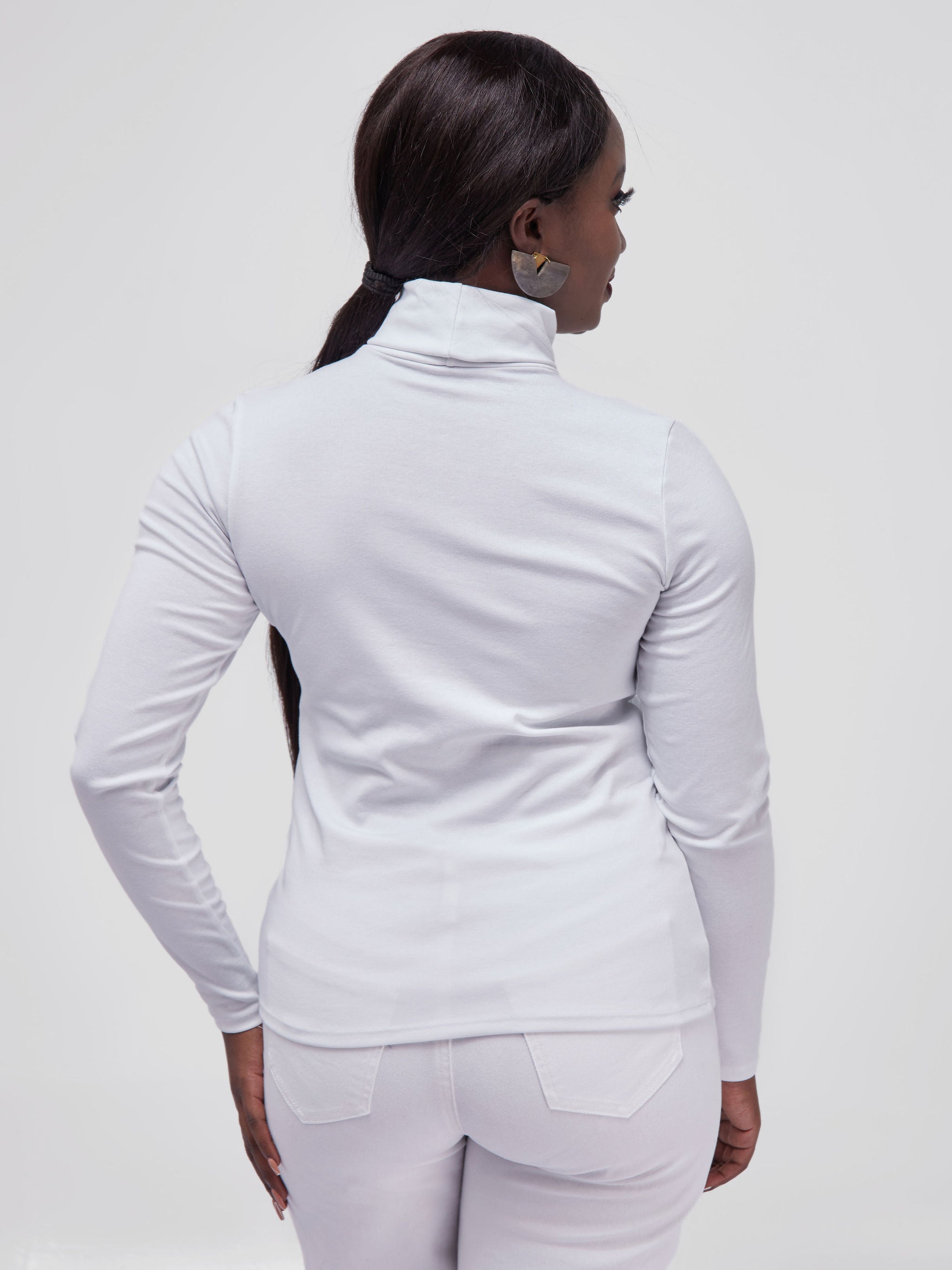 Vivo Basic Turtle NeckTop - White