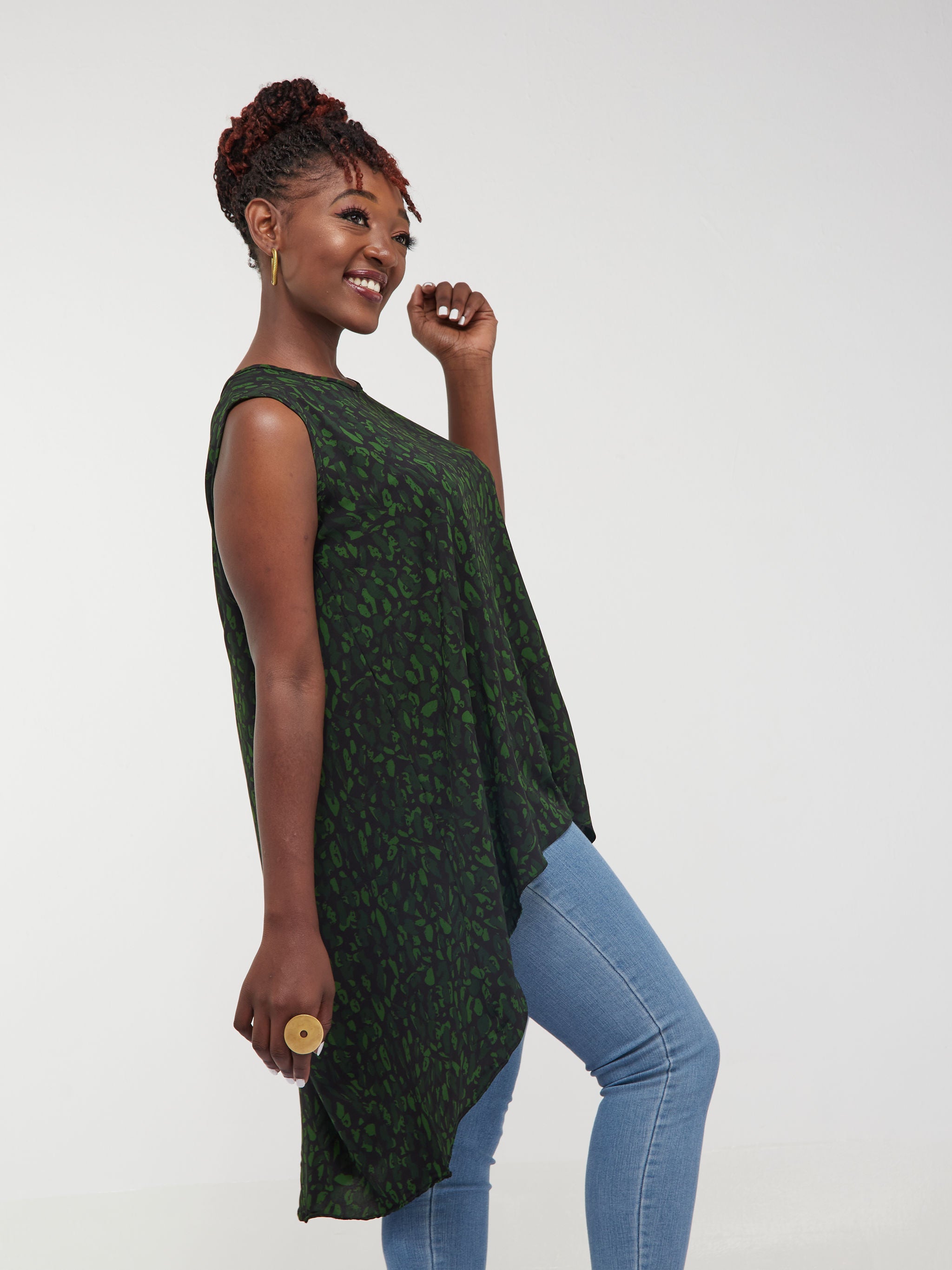 Safari Maisha Sleeveless Hi Low Top - Black / Green Print