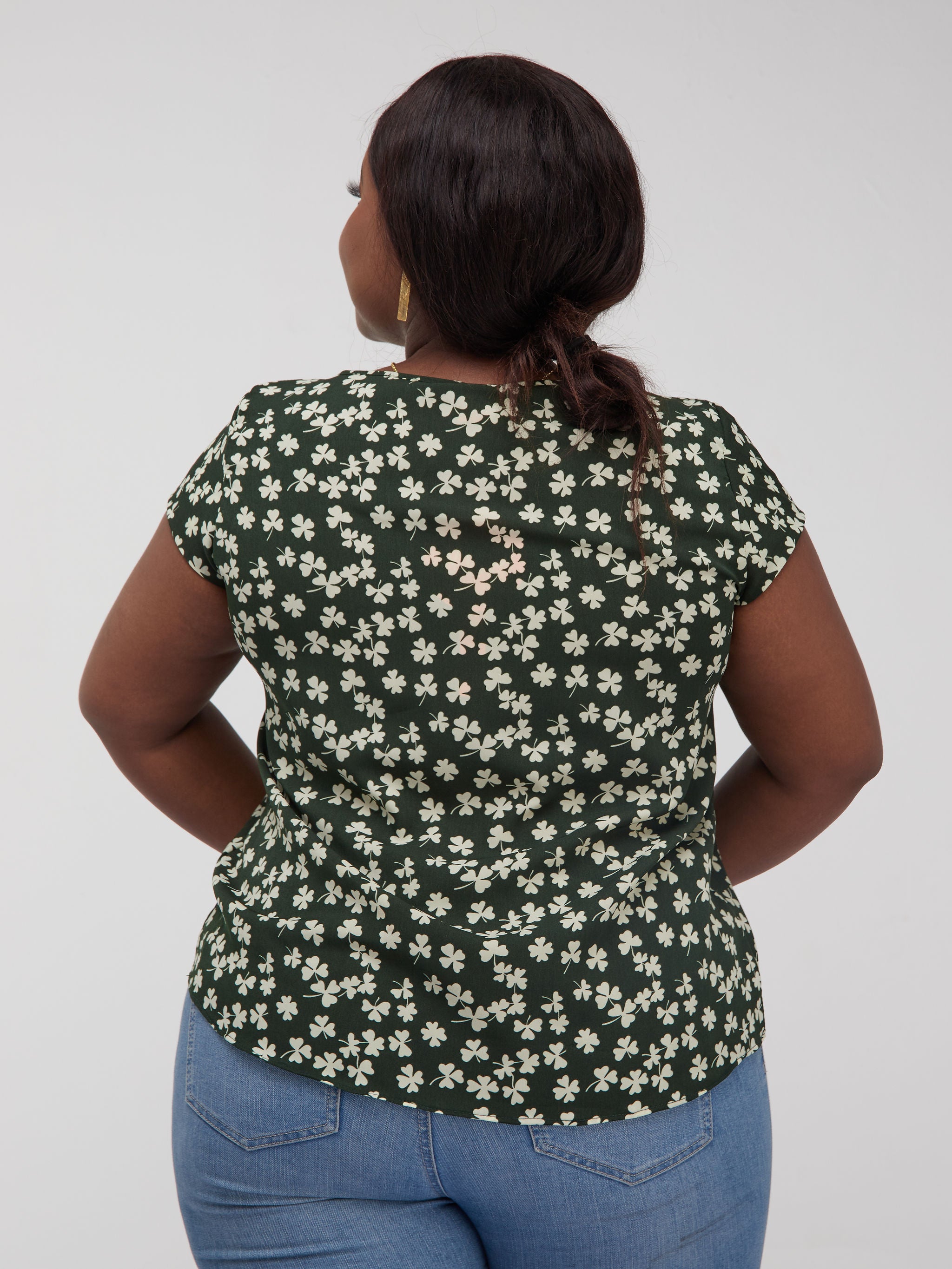 Vivo Basic Crepe Cap Sleeved Top - Green Clover  Print