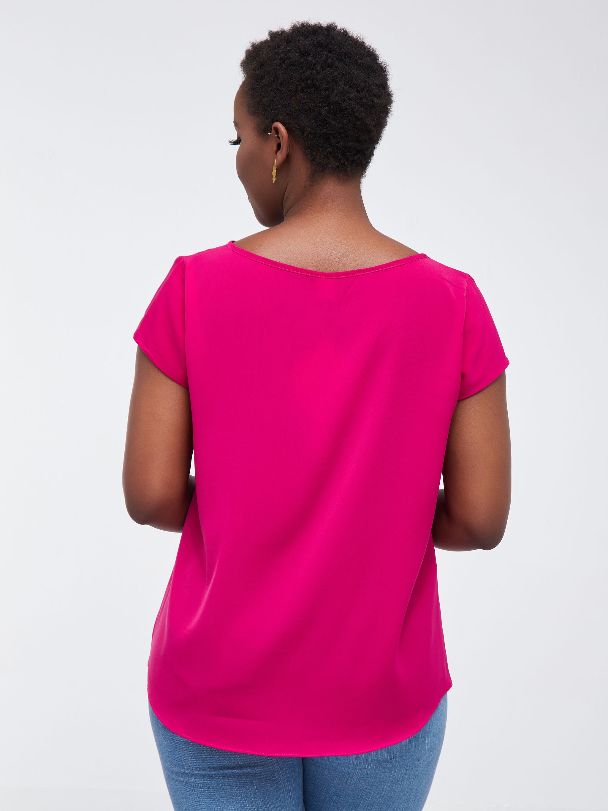 Vivo Basic Crepe Cap Sleeved Top - Fuschia