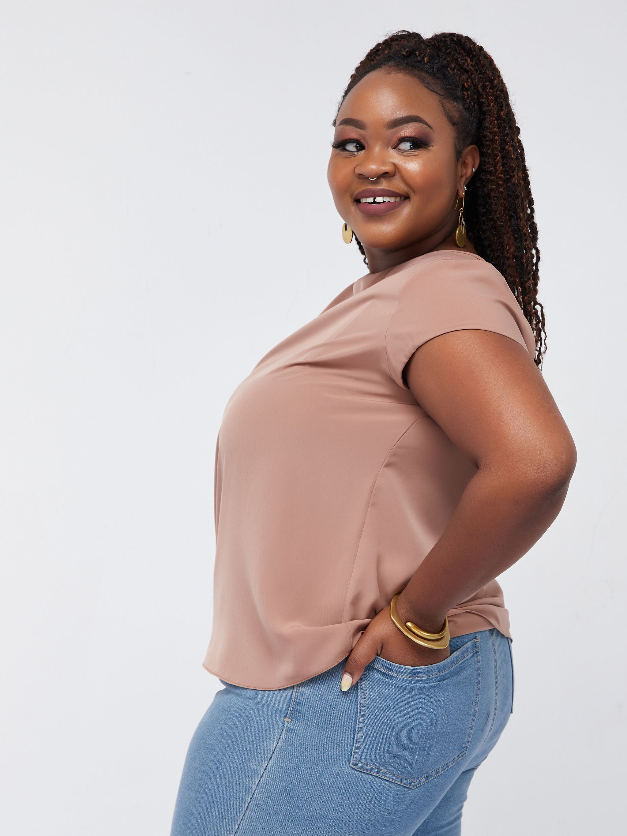 Vivo Basic Crepe Cap Sleeved Top - Beige