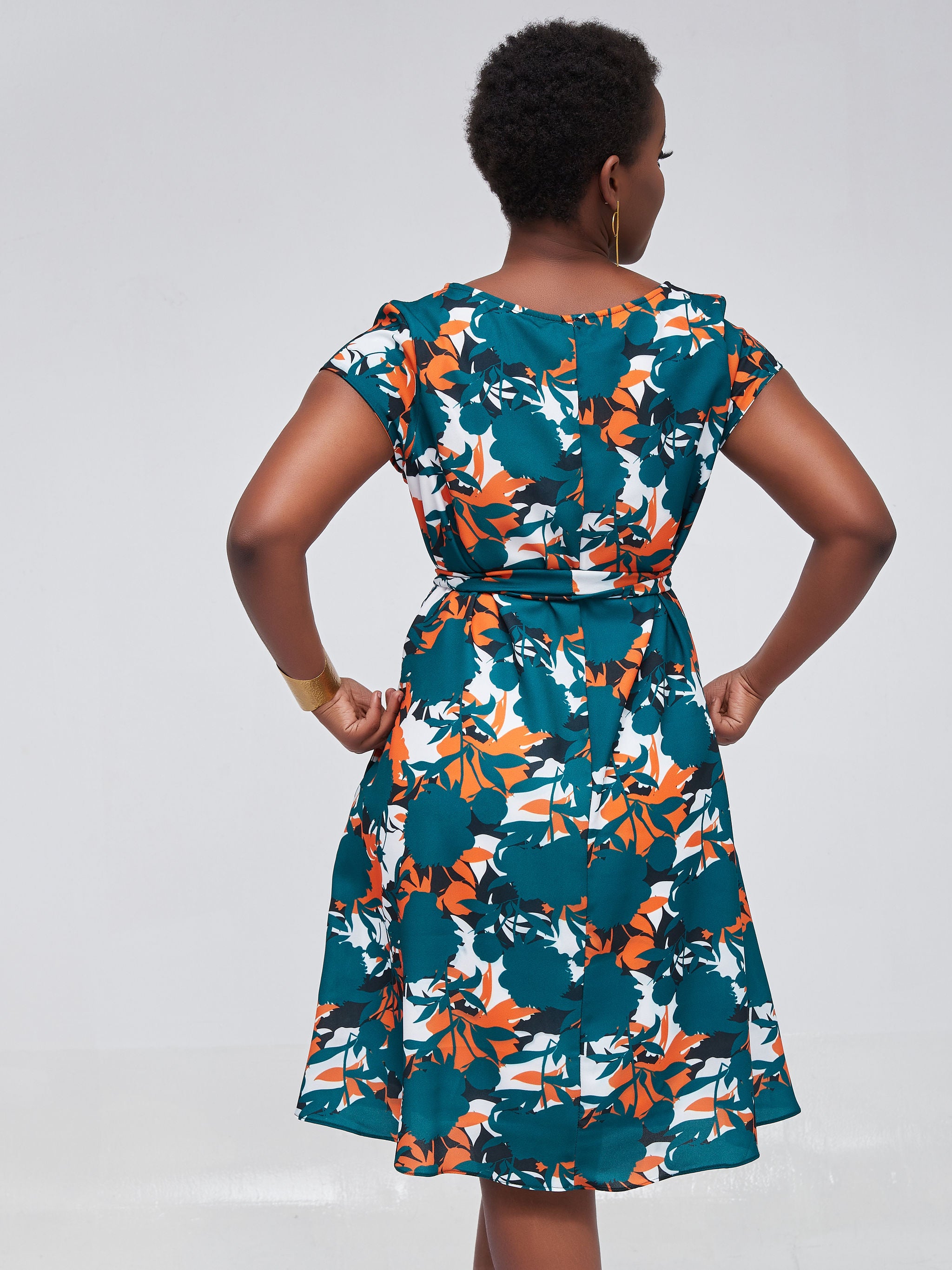 Vivo Basic Cap Sleeve Knee Length Tent Dress - Green / Orange Print