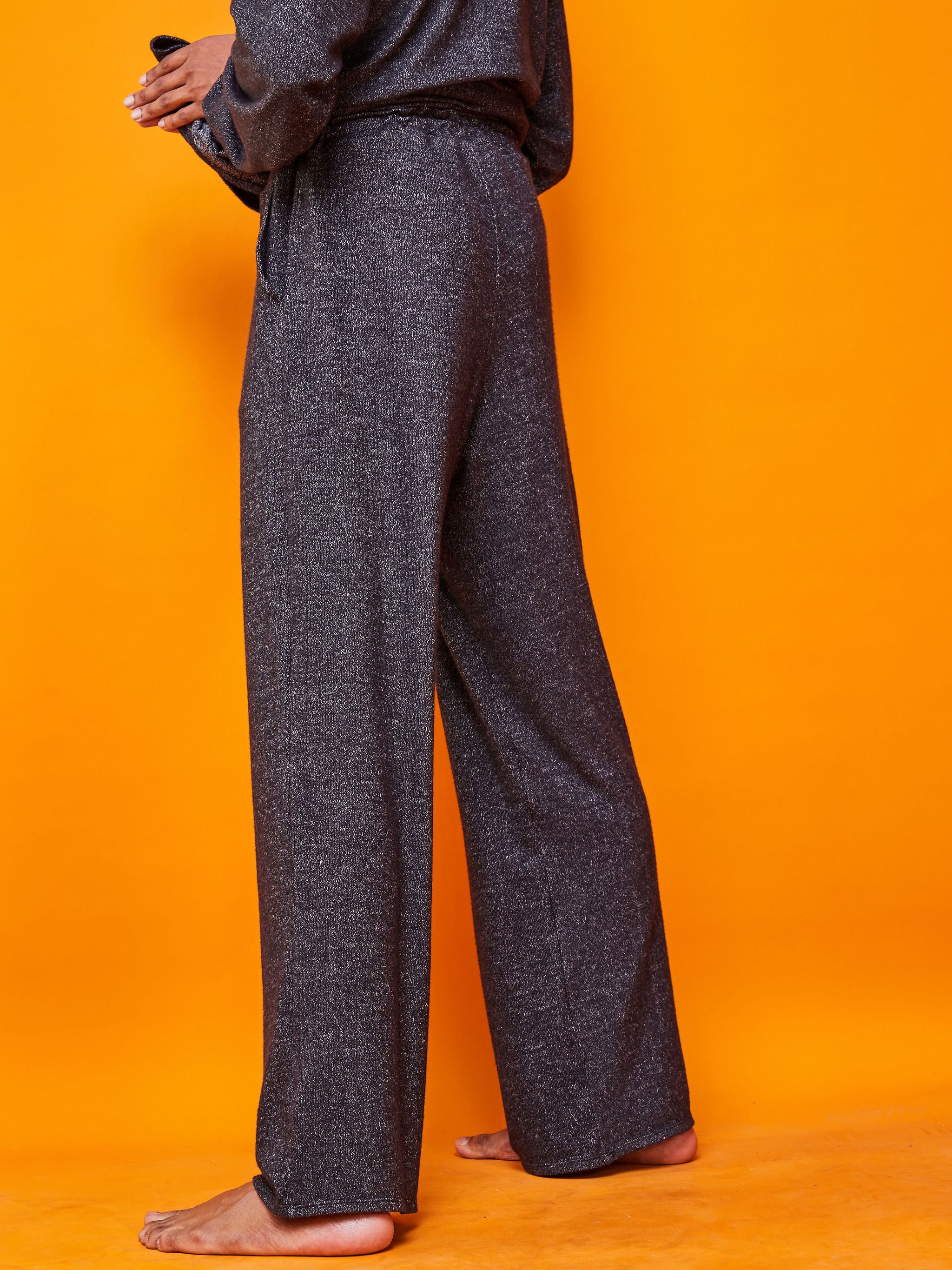 Zoya Brave Sweater Pants - Black