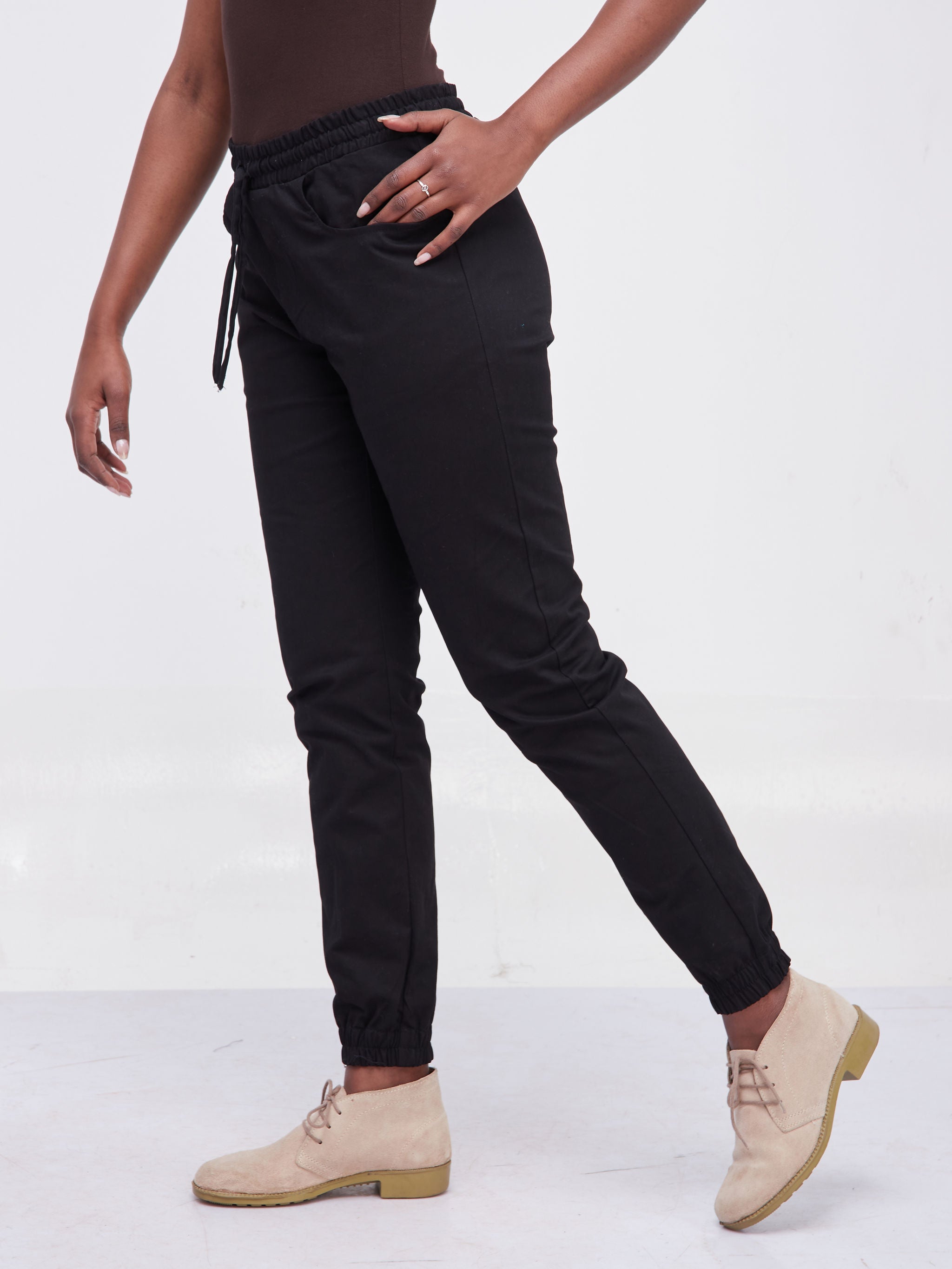 Safari Kaya Joggers - Black