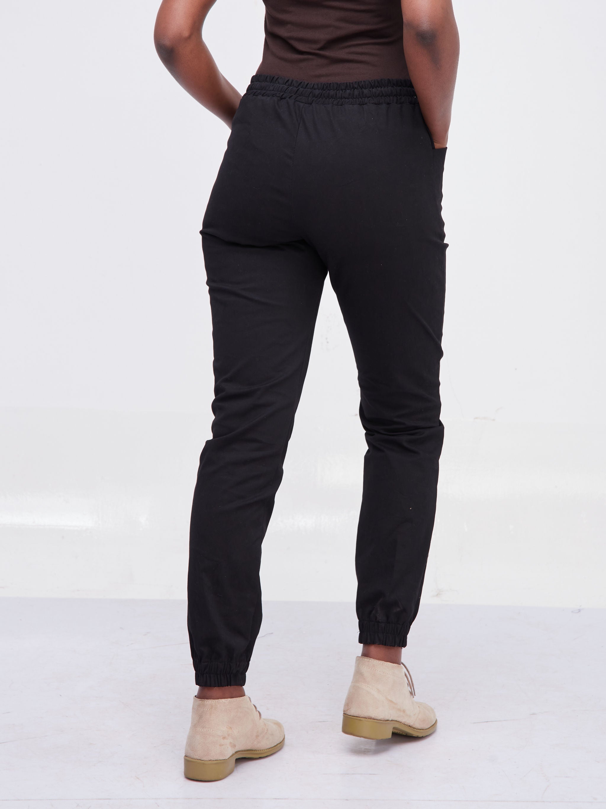 Safari Kaya Joggers - Black