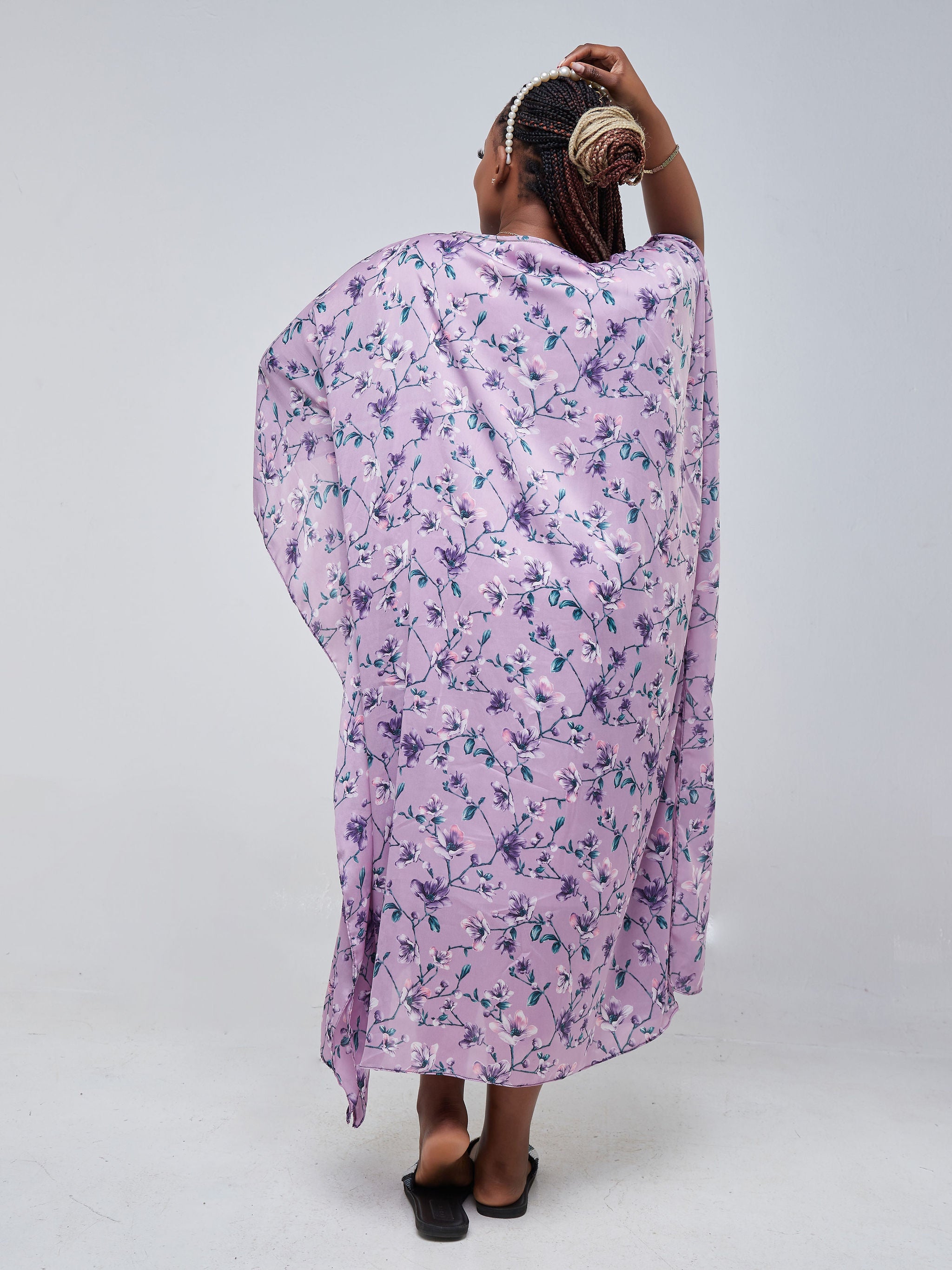Vivo Jamila V-Neck Midi Kaftan - Purple Floral Print
