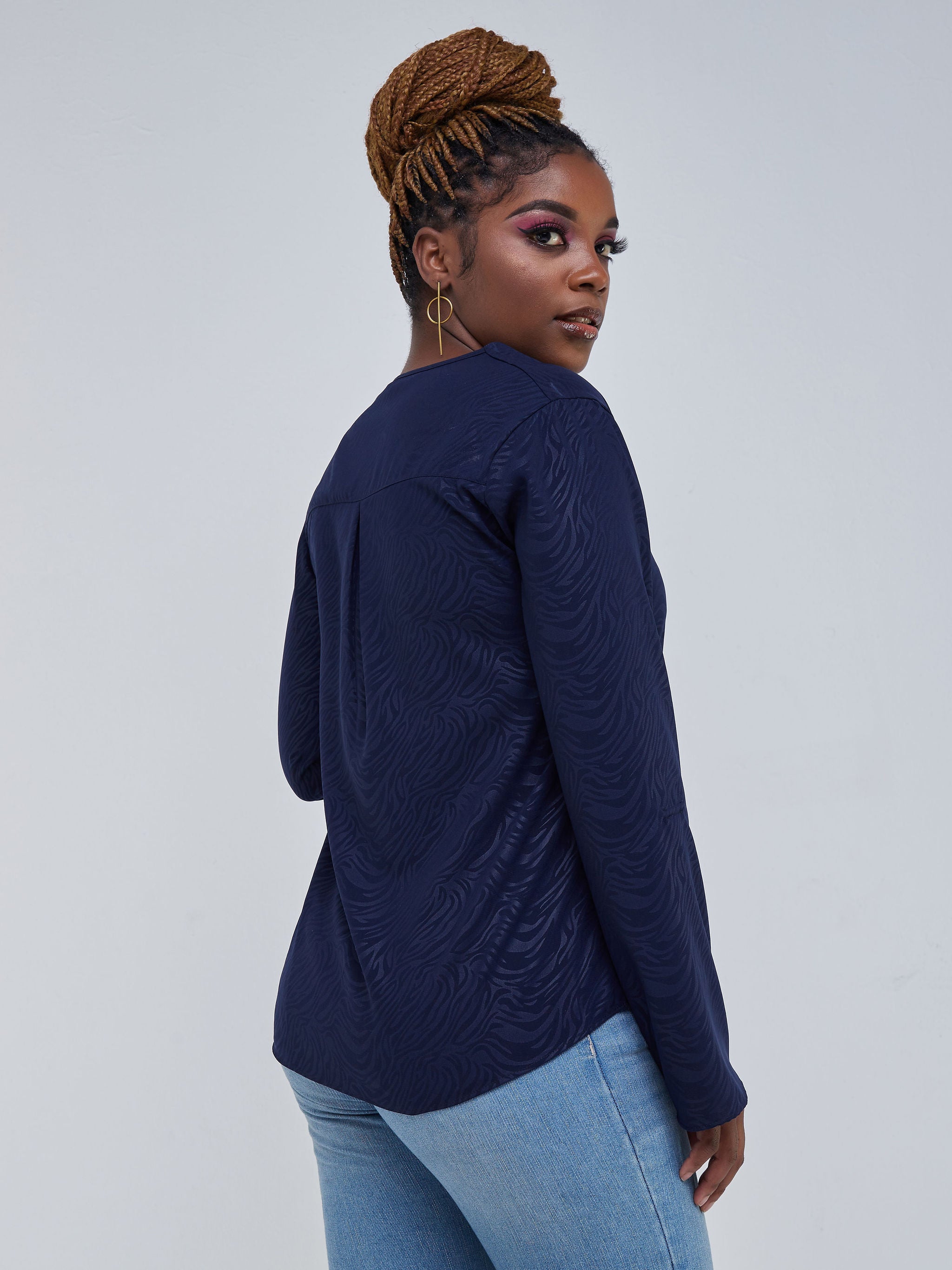 Safari Kaya Long Sleeve V neck Top - Navy Blue Print
