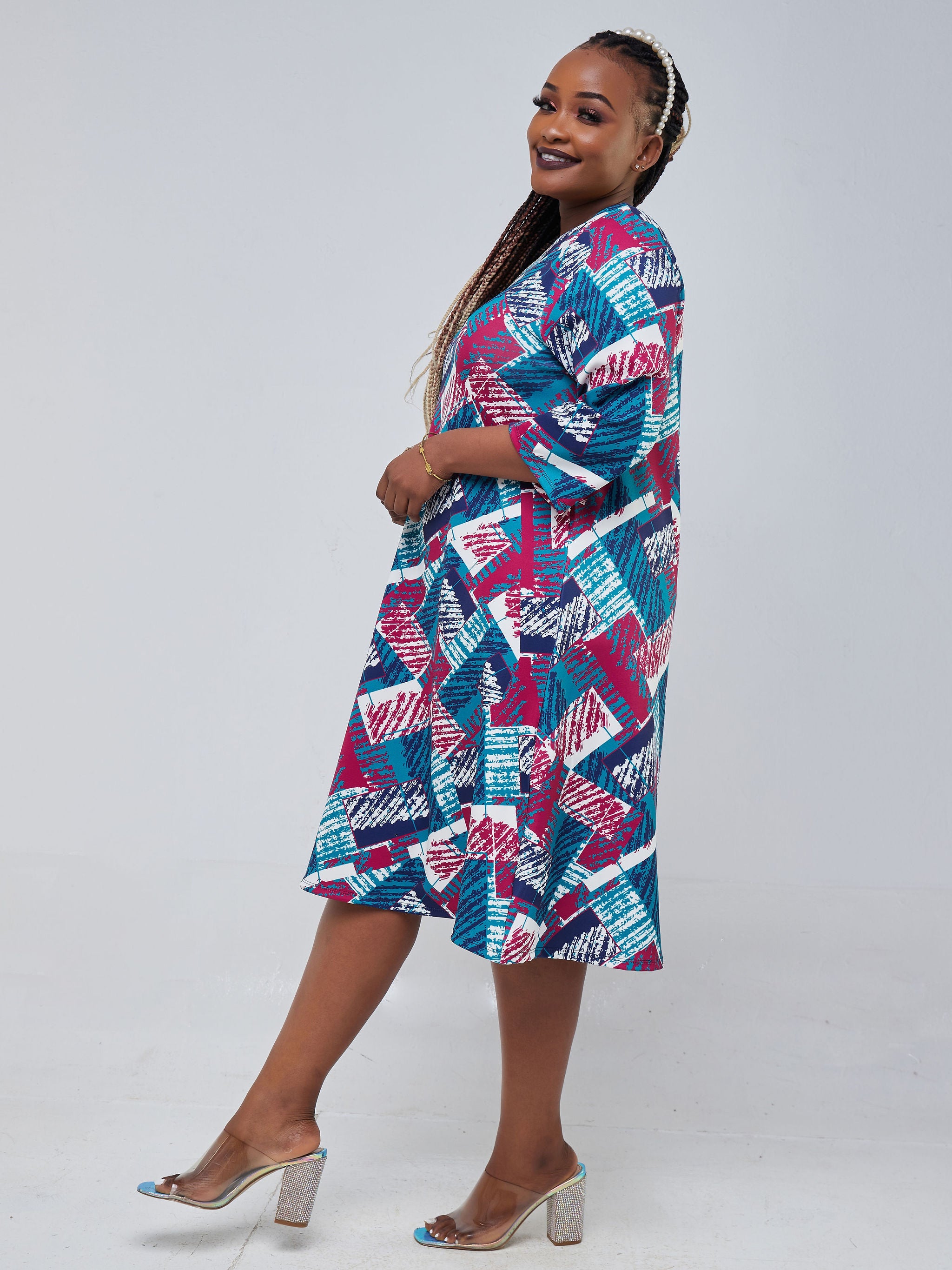 Vivo 3/4 Sleeve Tuni Tent Knee Length Dress - Purple / Blue Print