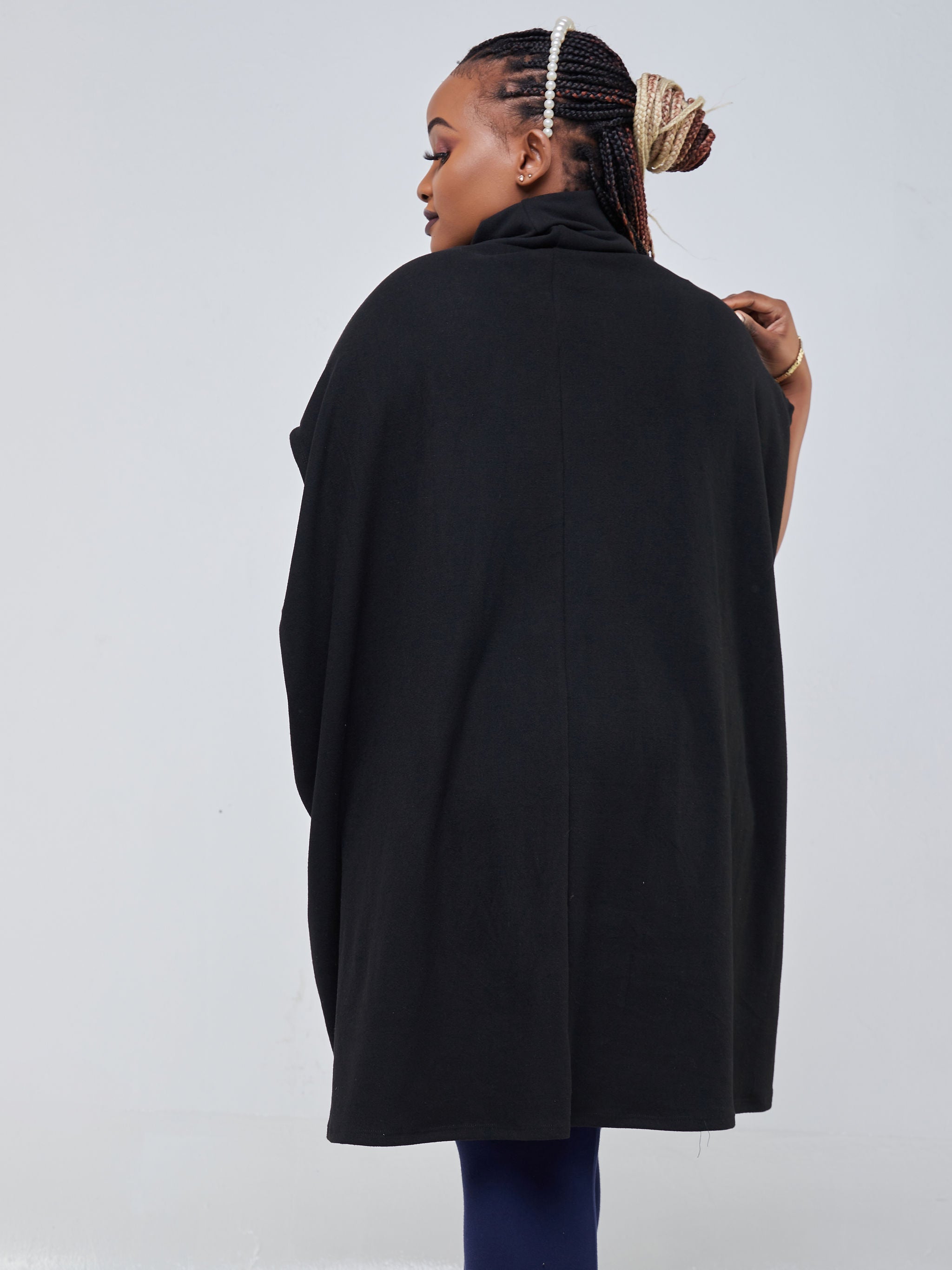 Vivo Binti Poncho - Black