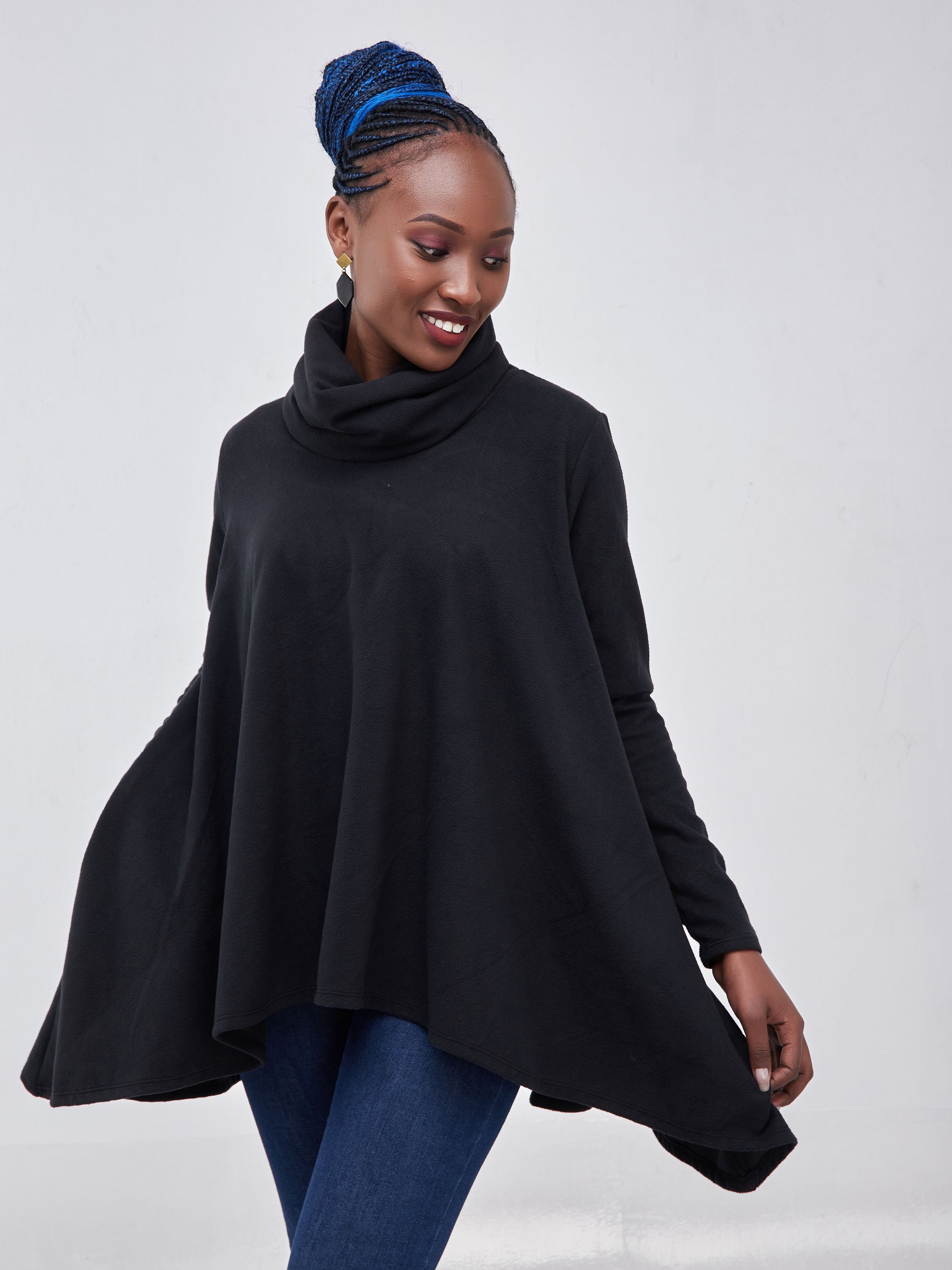 Vivo Basic Fleece Cowl Sweater - Black