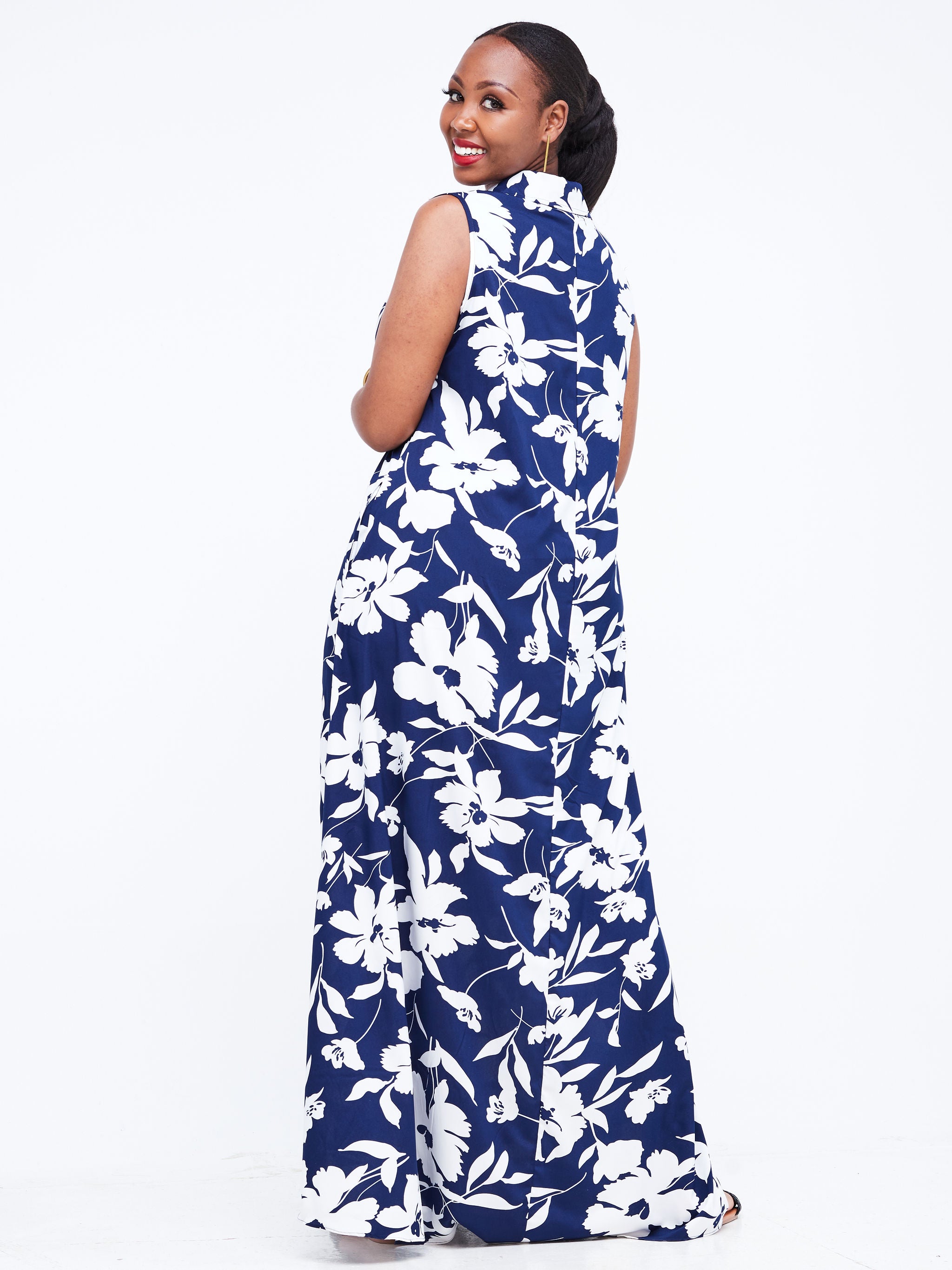 Vivo Zuri Sleeveless Tent Maxi Dress - Navy Blue / White Print