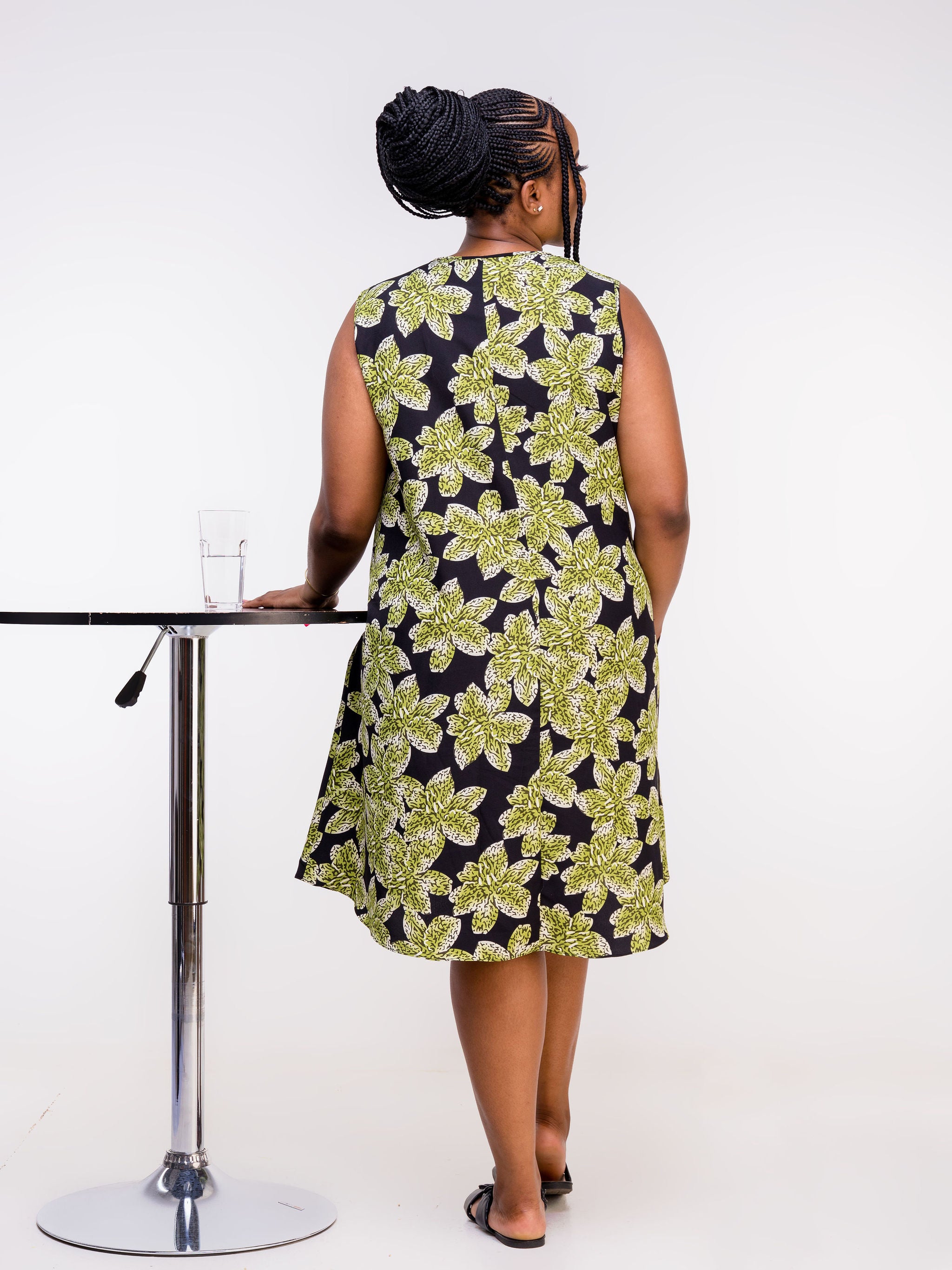 Vivo Zola V Neck Knee Length Dress - Black / Green Floral Print