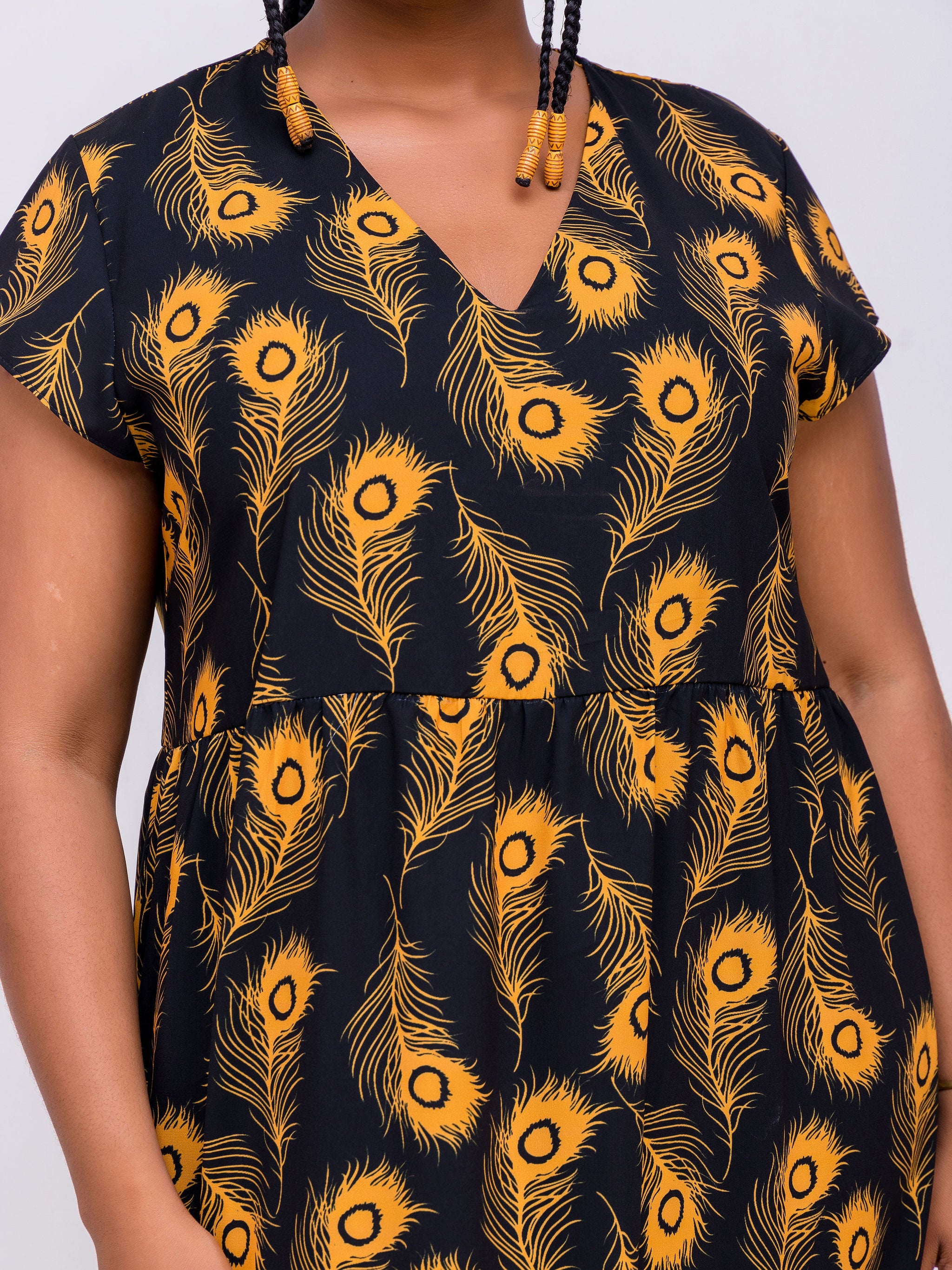 Vivo Zola Two Tiered Maxi Dress - Black / Mustard Animal Print