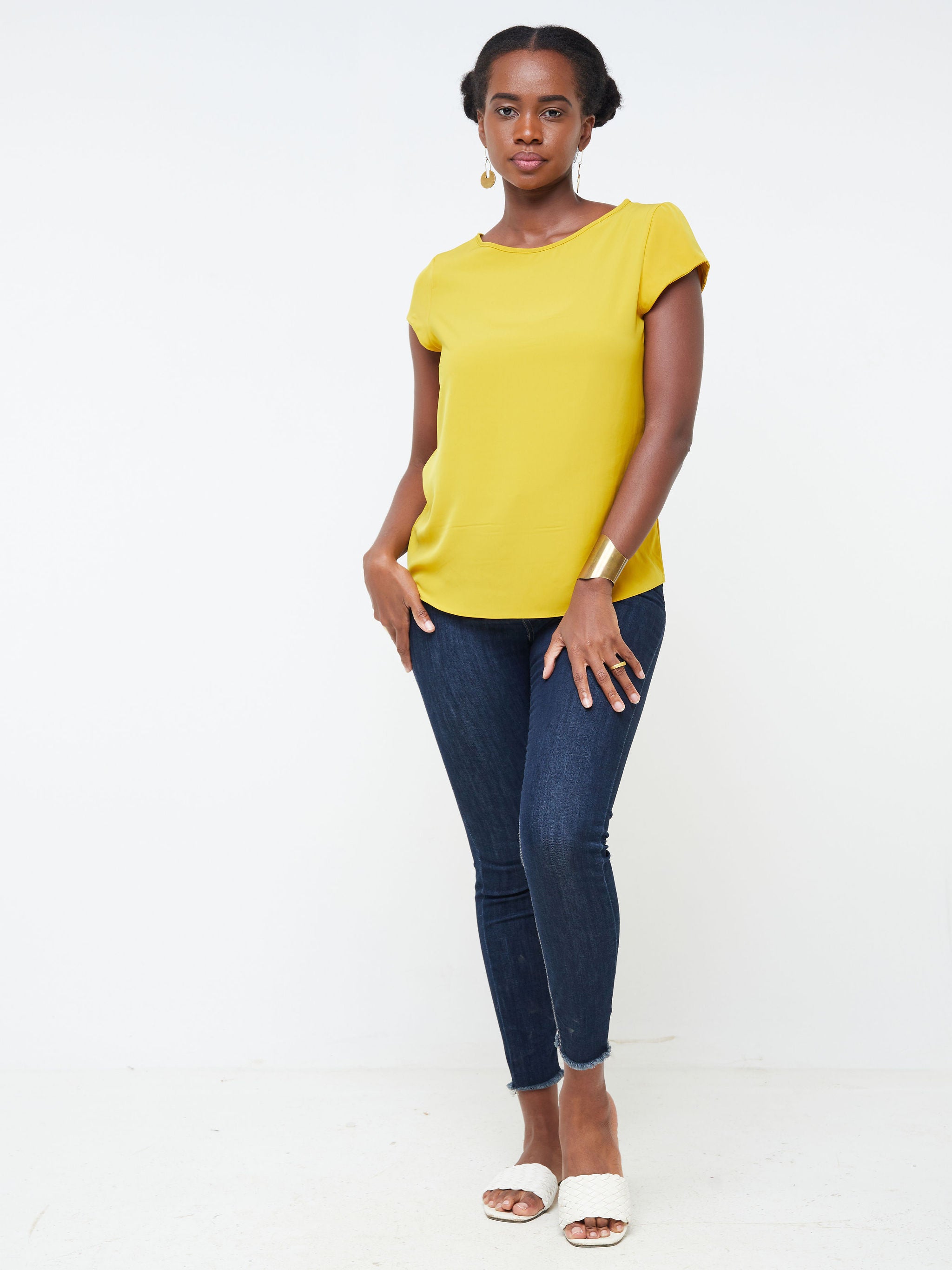 Vivo Basic Crepe Cap Sleeved Top - Mustard