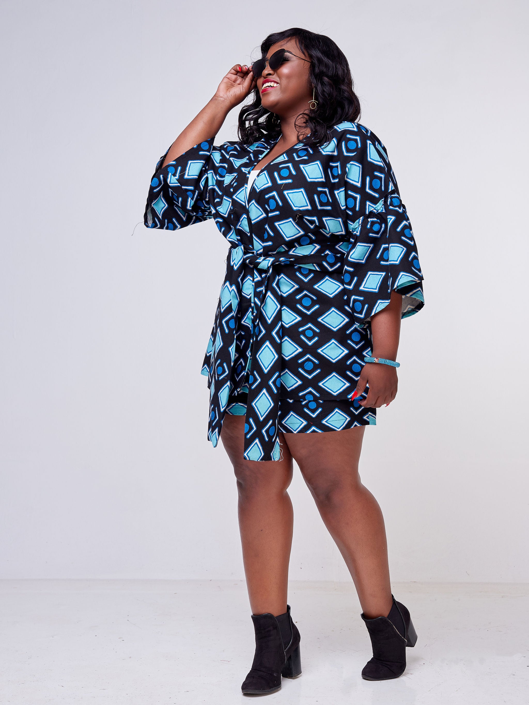 Safari Mara Short Kimono - Blue / Black Ankara Print
