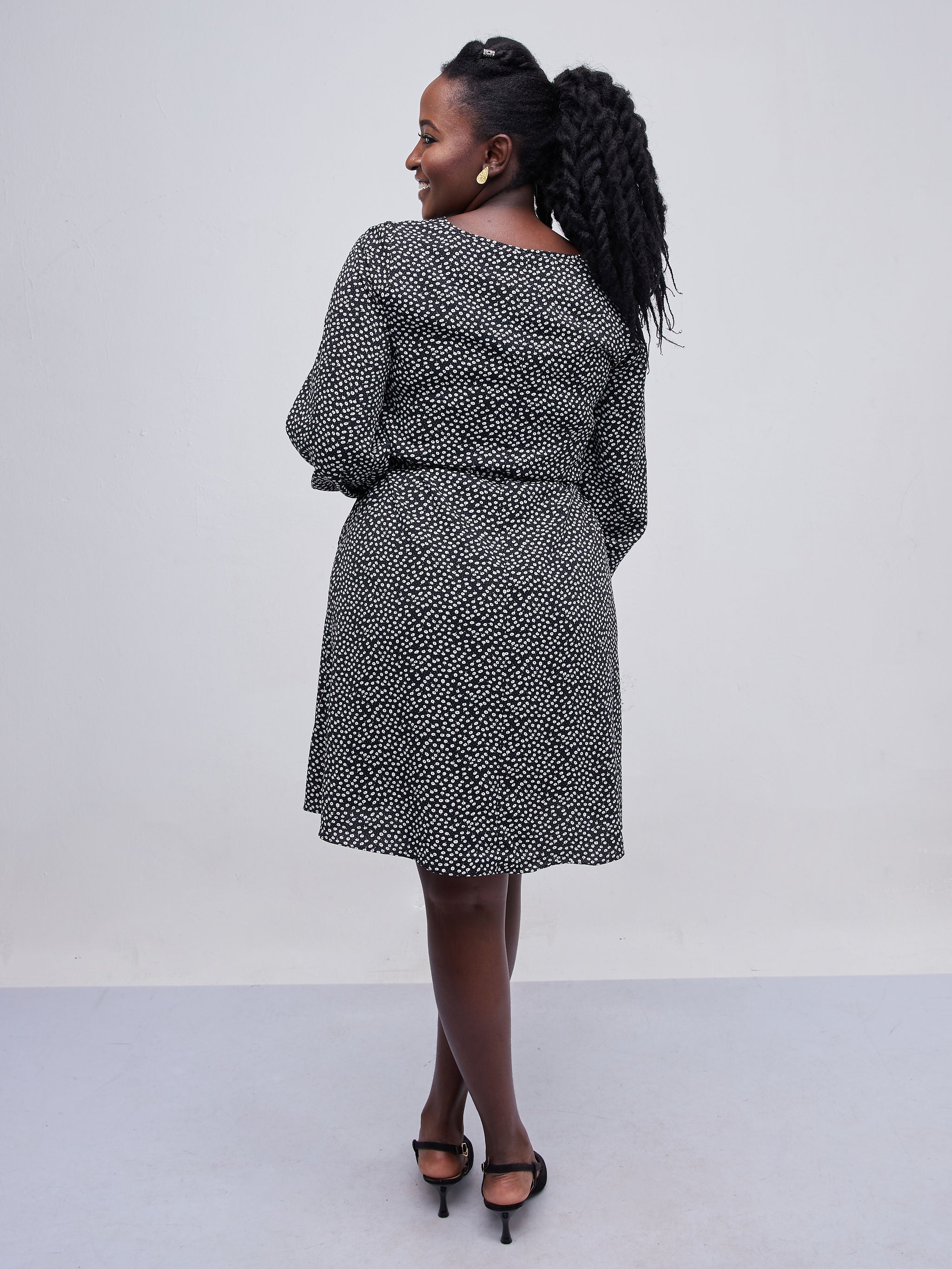 Vivo Basic Ayo Bishop Sleeve Dress - Black Floral Print