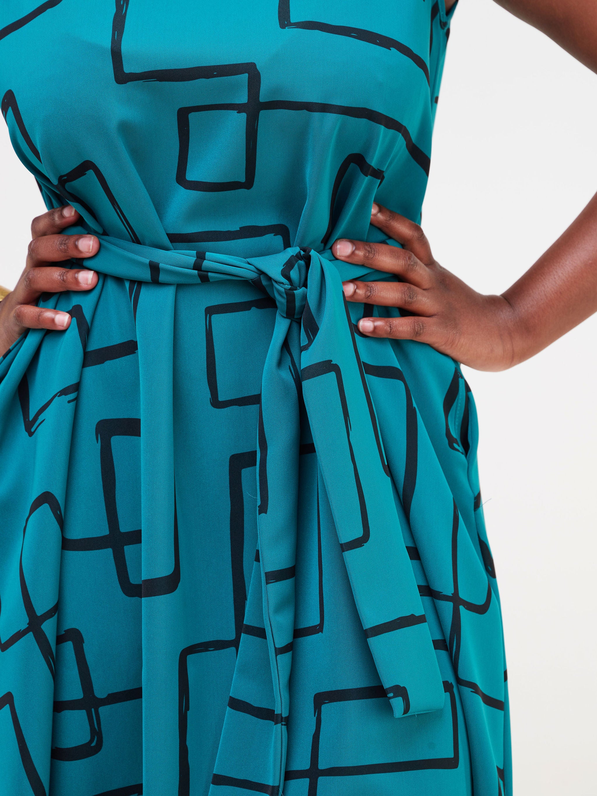 Vivo Basic Sleeveless Tent Dress - Teal / Black Geometric Print